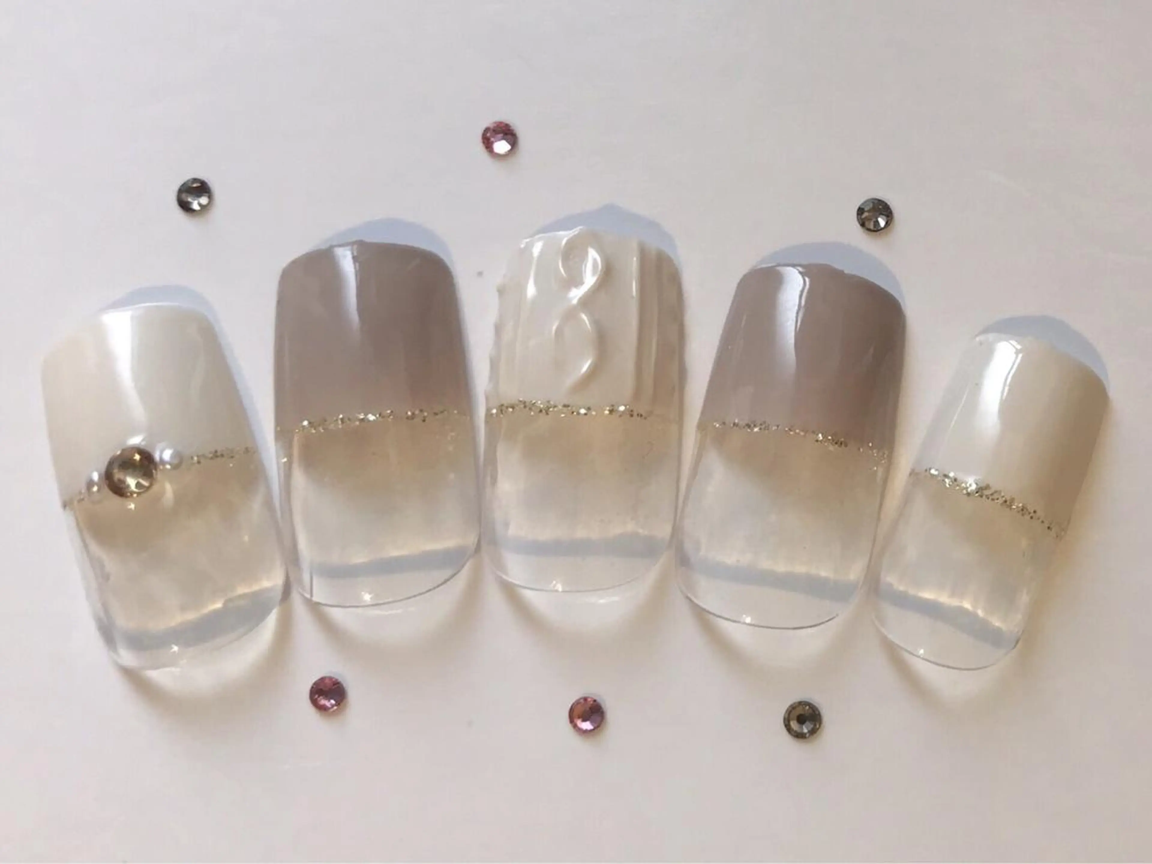 ネイル imymemine所属・渡邊 束紗のネイルデザイン