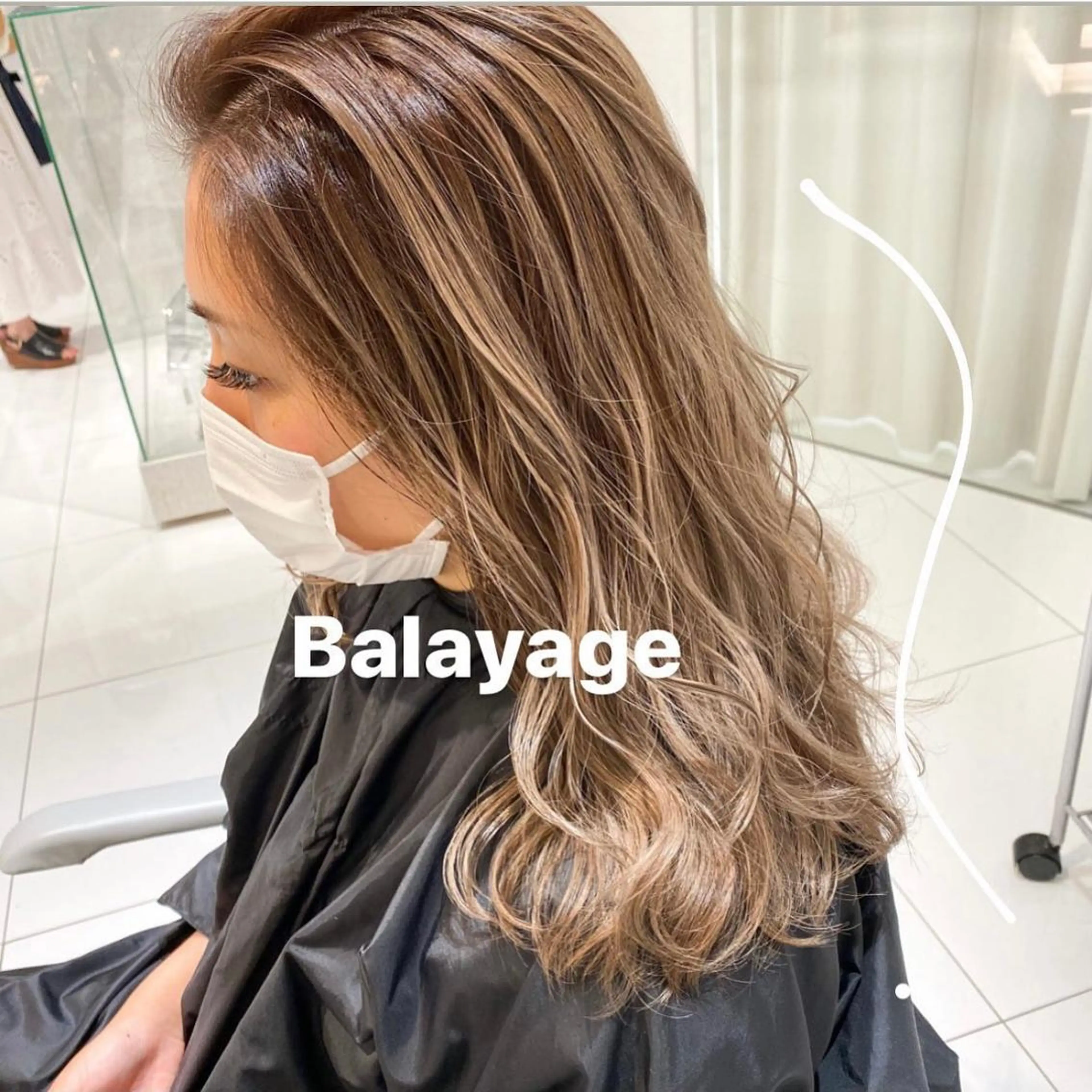 ロング カラー ハイライトカラー ハイライト レイヤーカット 会社OKなのに、 ちゃんと可愛い🤎のヘアスタイル