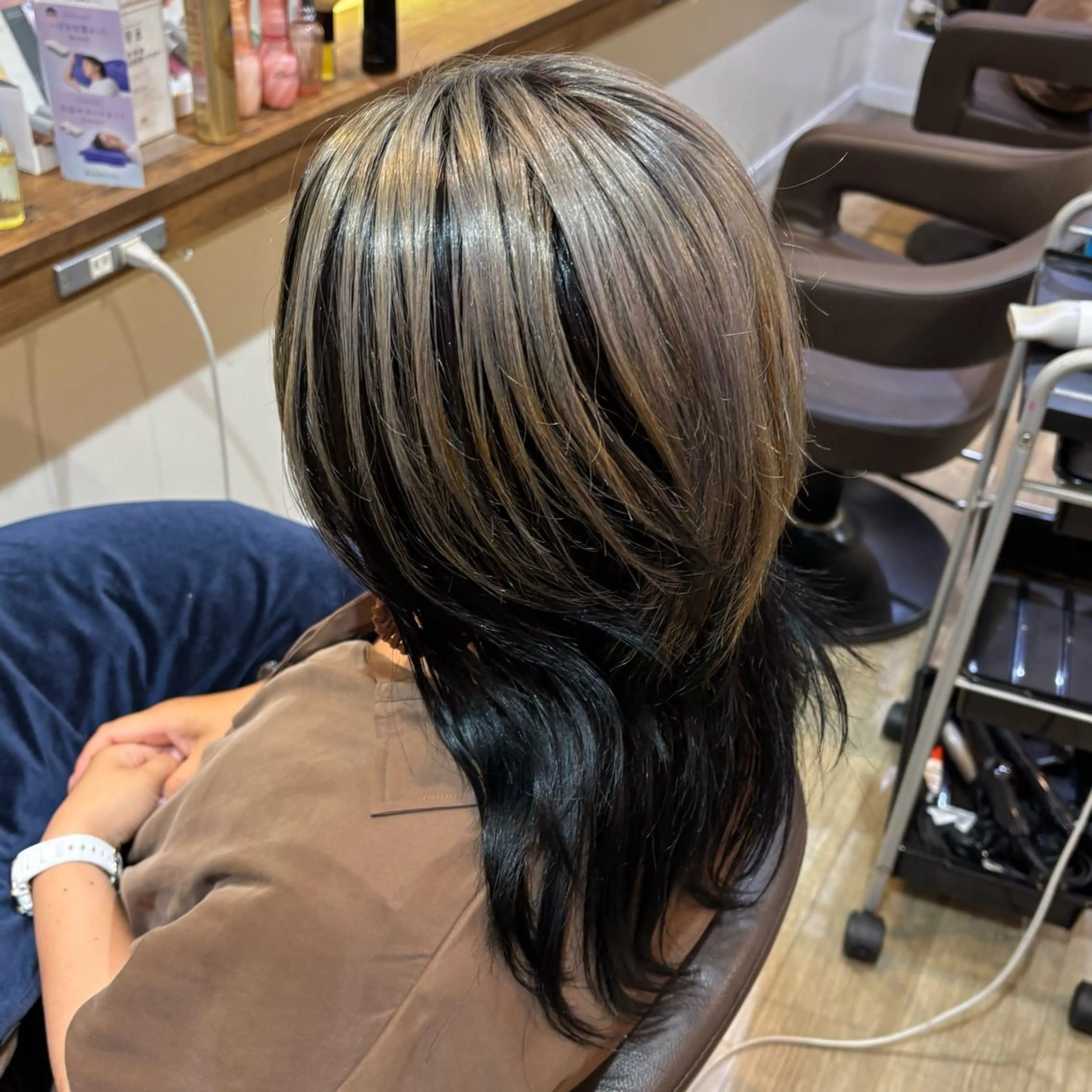 セミロング ヘアカラー 🎀ハイトーン/ 艶カラー/夕月🎀のヘアスタイル