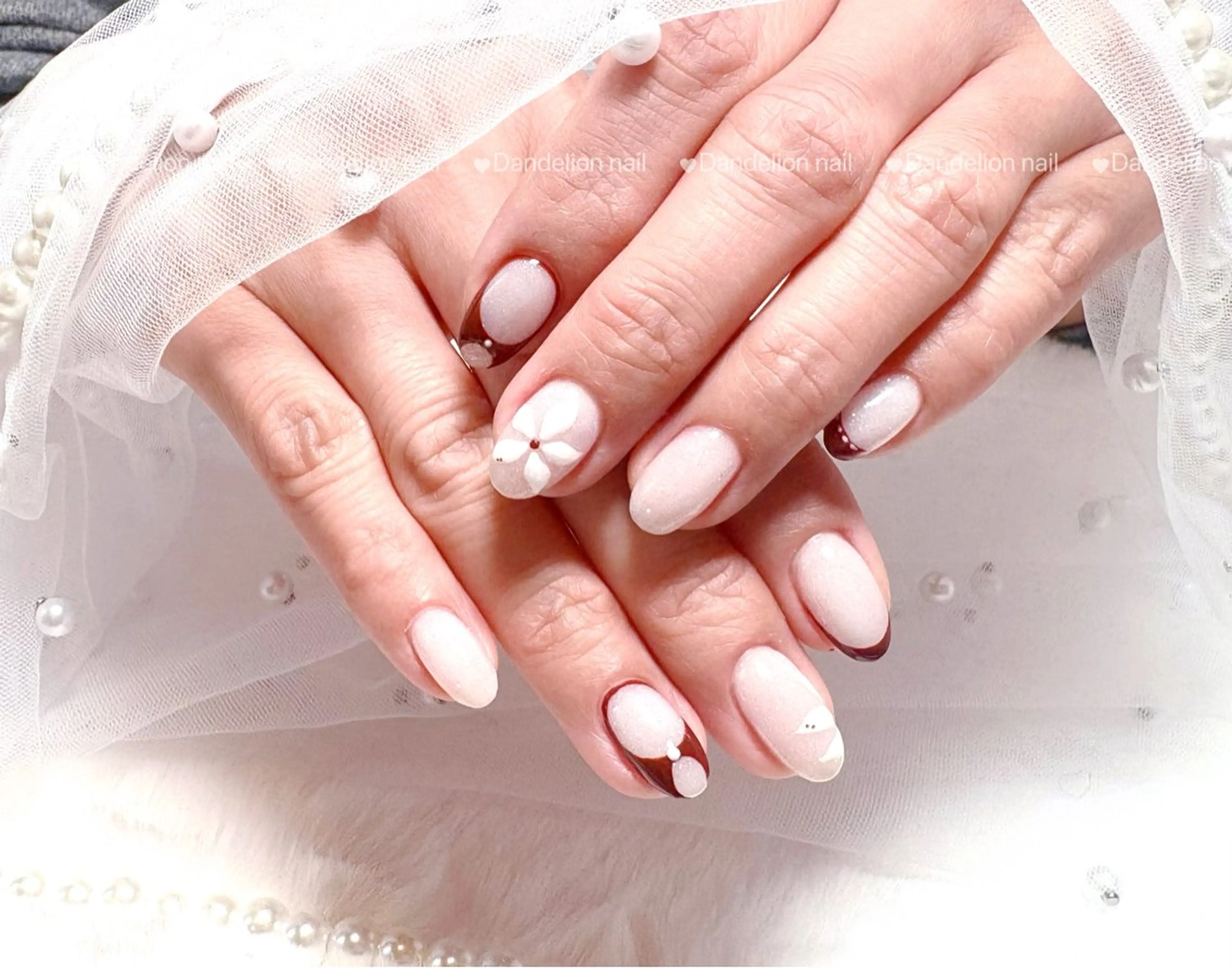 ネイル アートネイル フレンチネイル ジェルネイル 持ち込み パラジェル ハンドネイル dandelion nail北千住のネイルデザイン