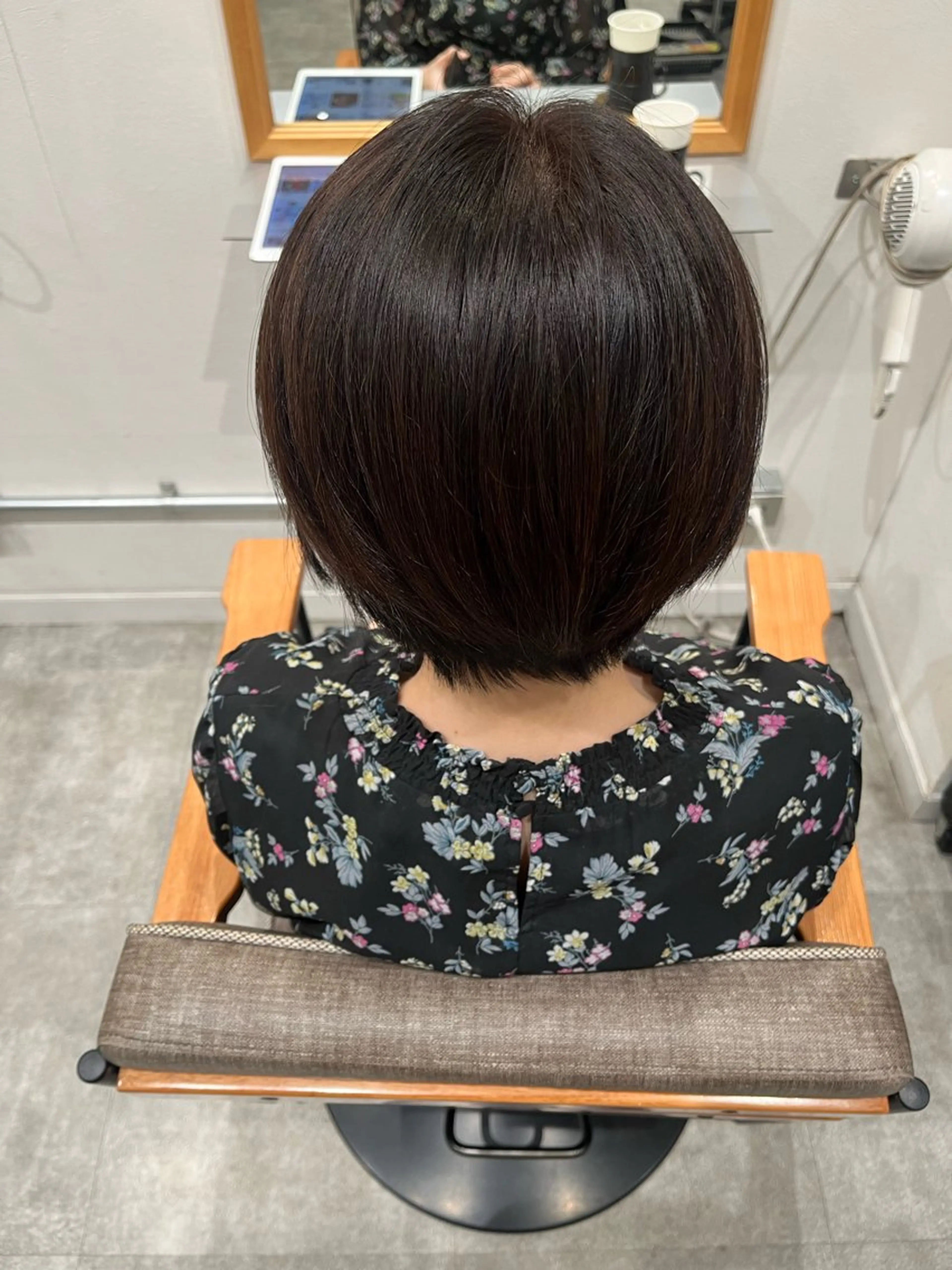 ショート カラー ヘアアレンジ 坂本 エマのヘアスタイル