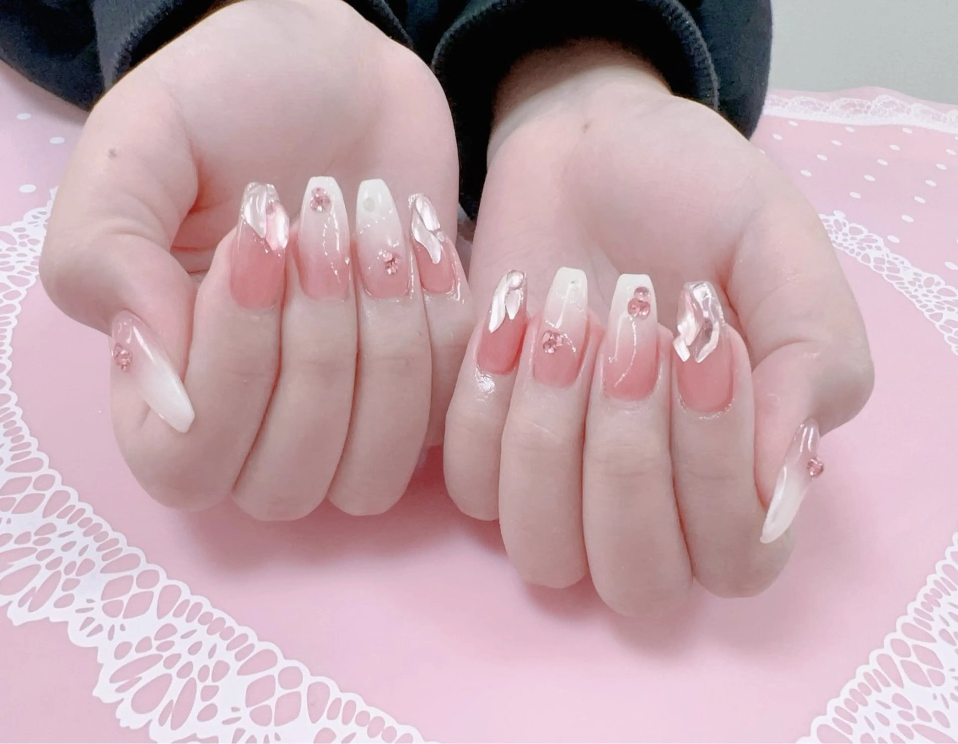 ネイル はぴねす所属・横浜 美夢のネイルデザイン