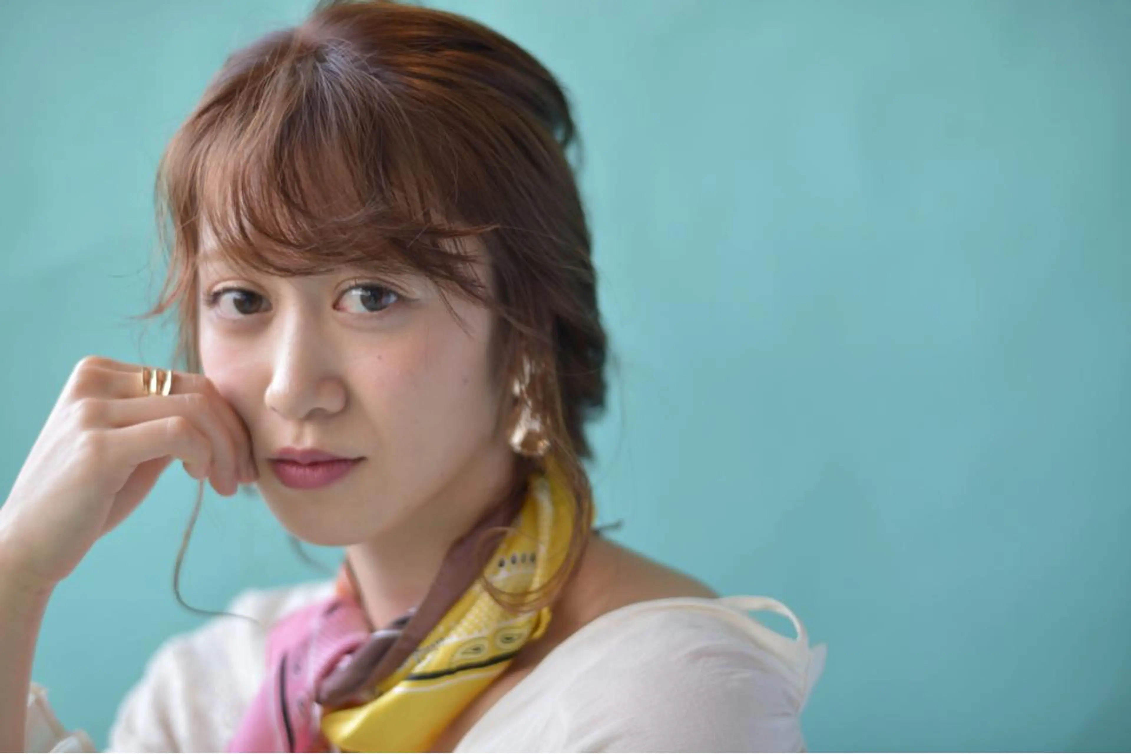 セミロング カラー ヘアアレンジ GLROW haruhiのヘアスタイル