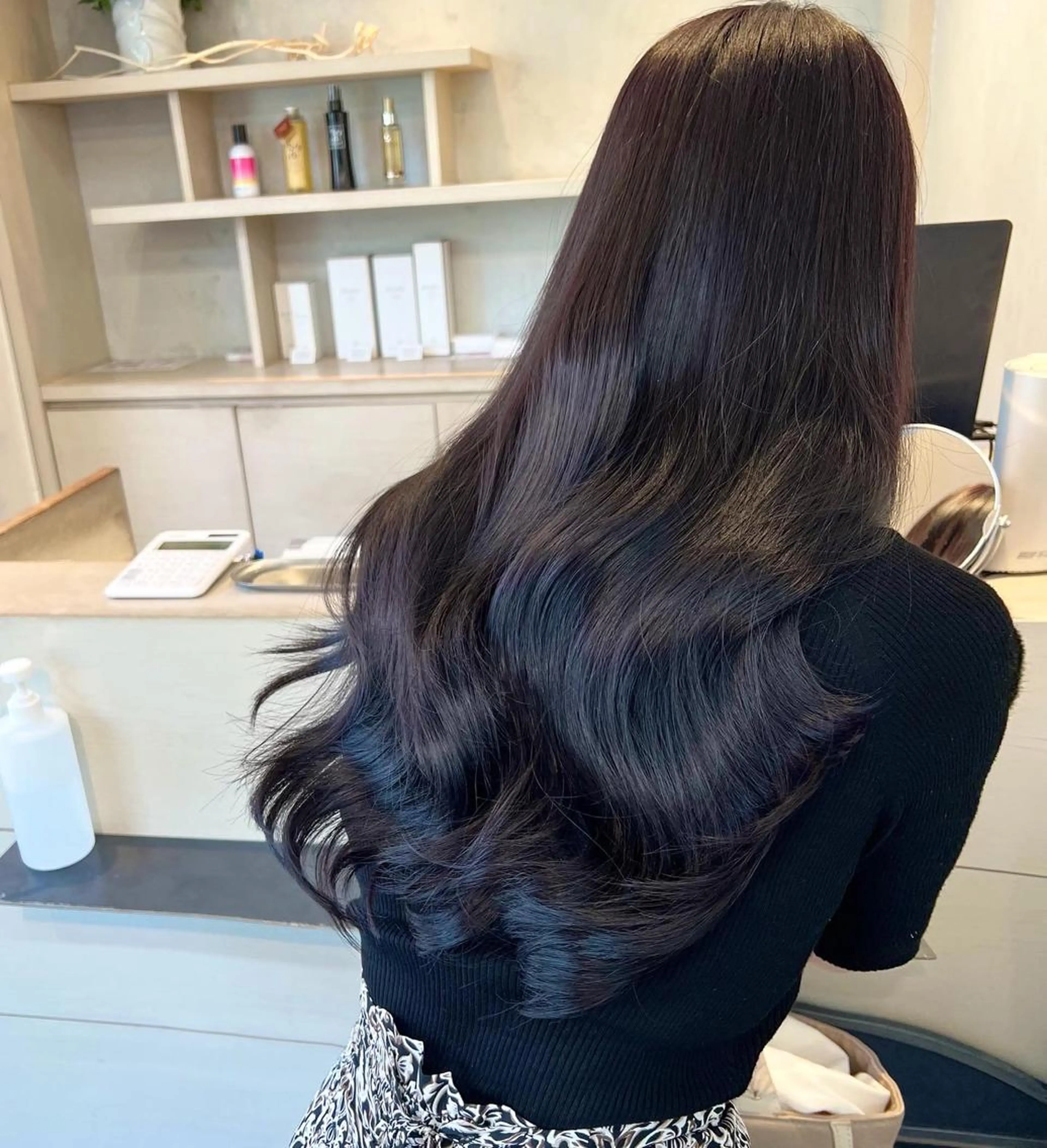 ロング カラー ディープラベンダー ラベンダーカラー ヘアカラー トリートメント 韓国ヘア/レイヤー カット SAKURAのヘアスタイル