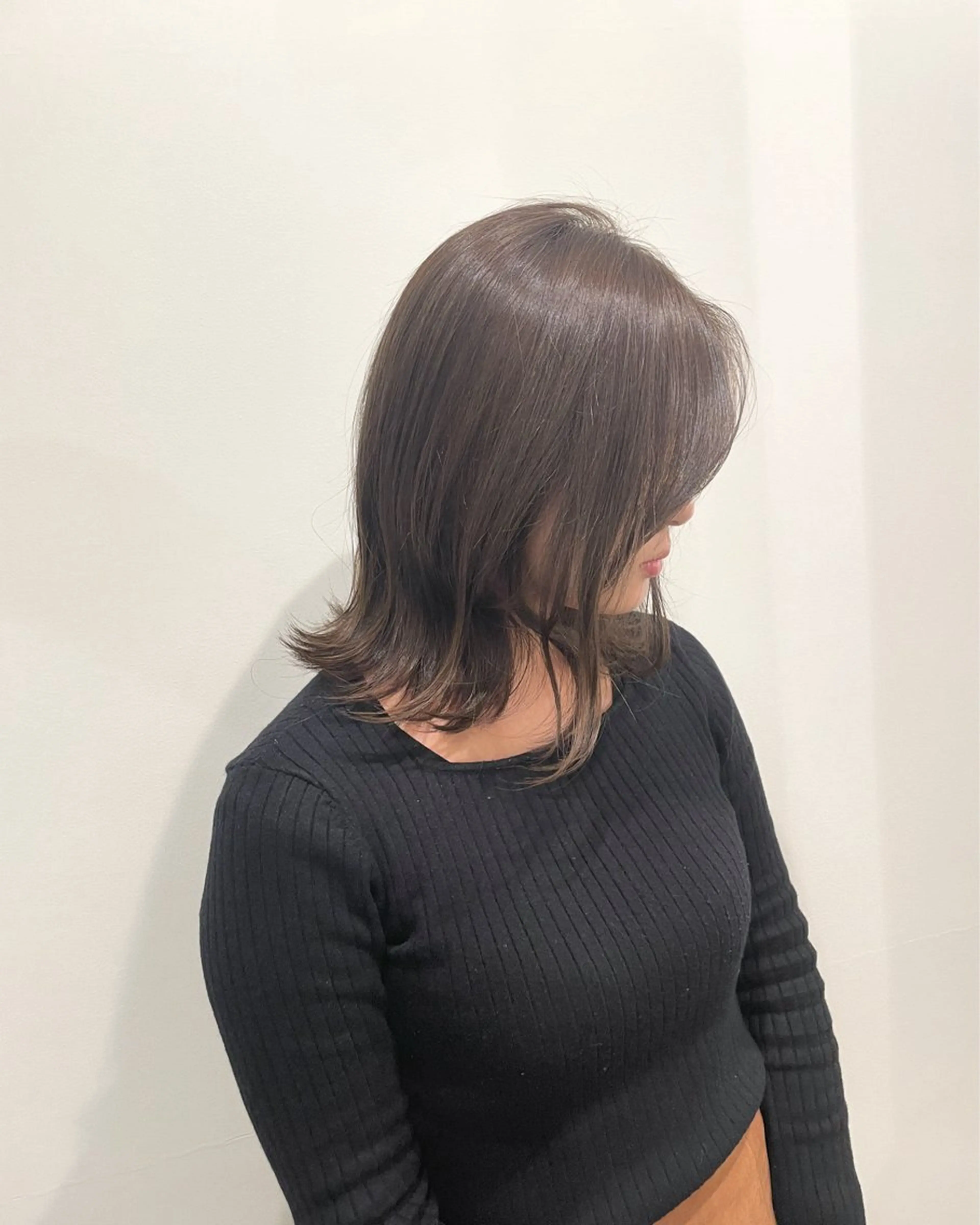 ミディアム カラー ベージュカラー くびれヘア ニュアンスカラー🫧 加納のヘアスタイル