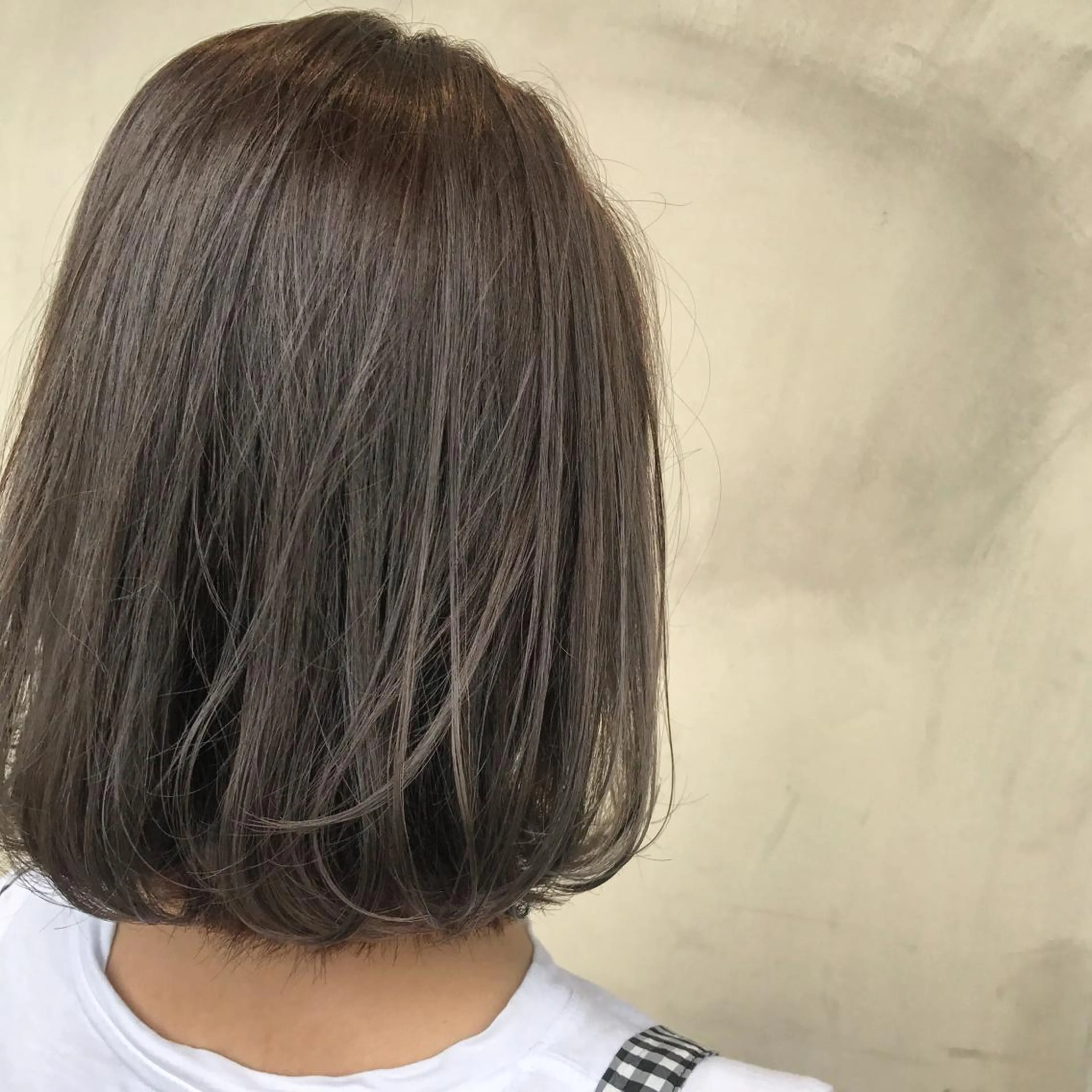 ショート カラー アッシュ アッシュグレー 艶髪育成サロン 京橋　shinのヘアスタイル