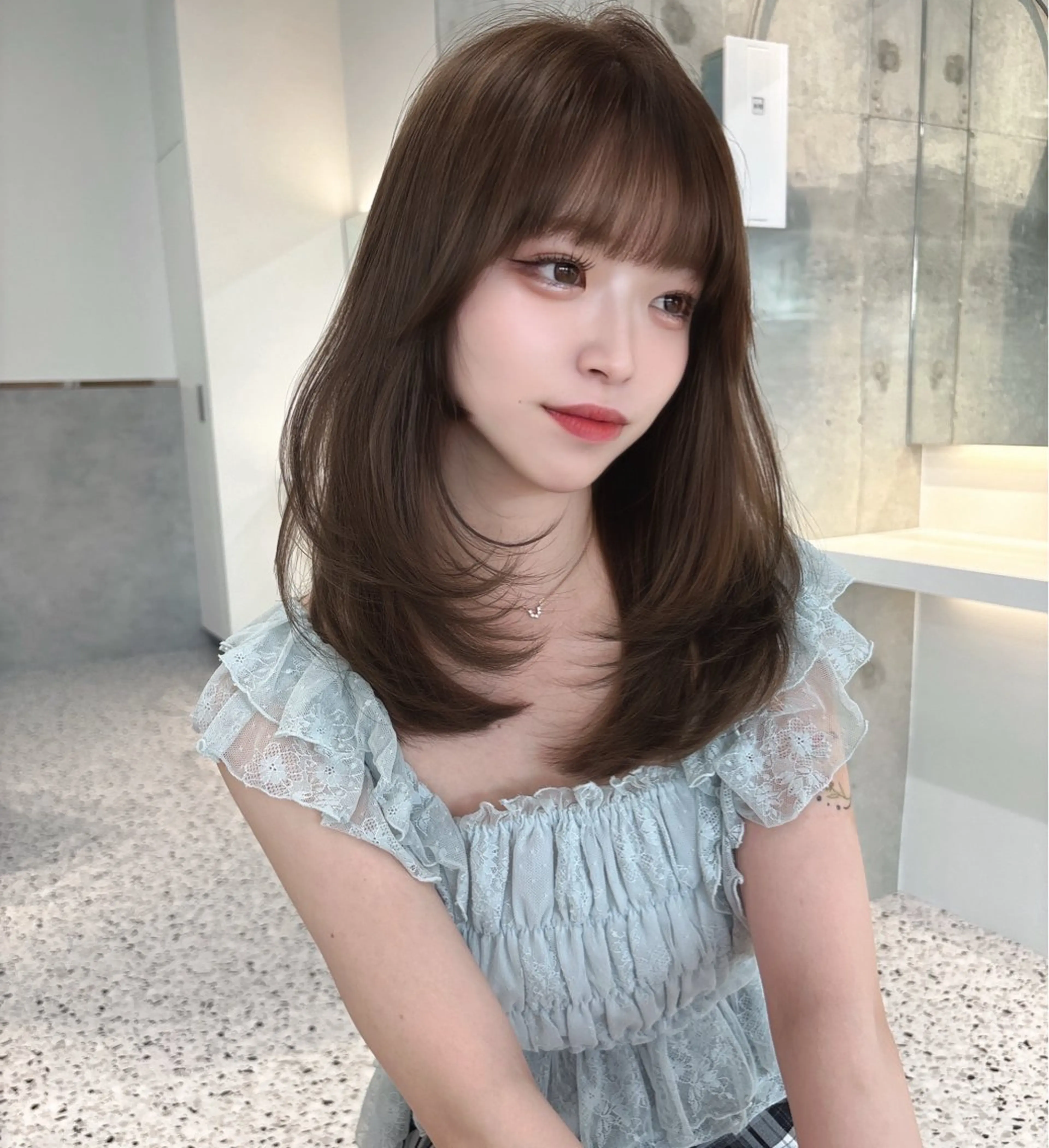 ミディアム カット ヘアカラー rina／ベージュ ワンホン/韓国ヘアのヘアスタイル