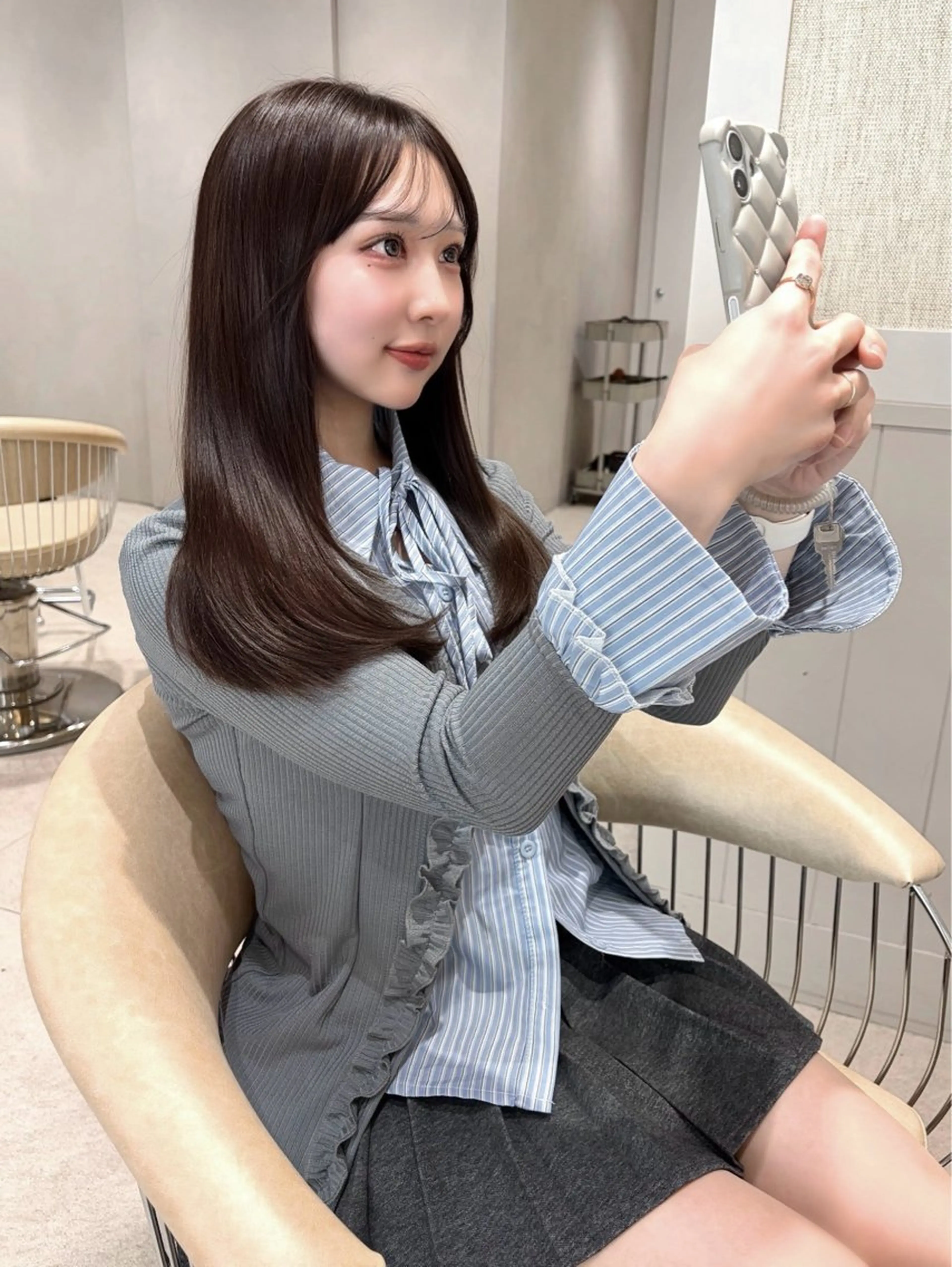 セミロング カラー ♡Yoshino♡ 色っぽトレンドヘアのヘアスタイル