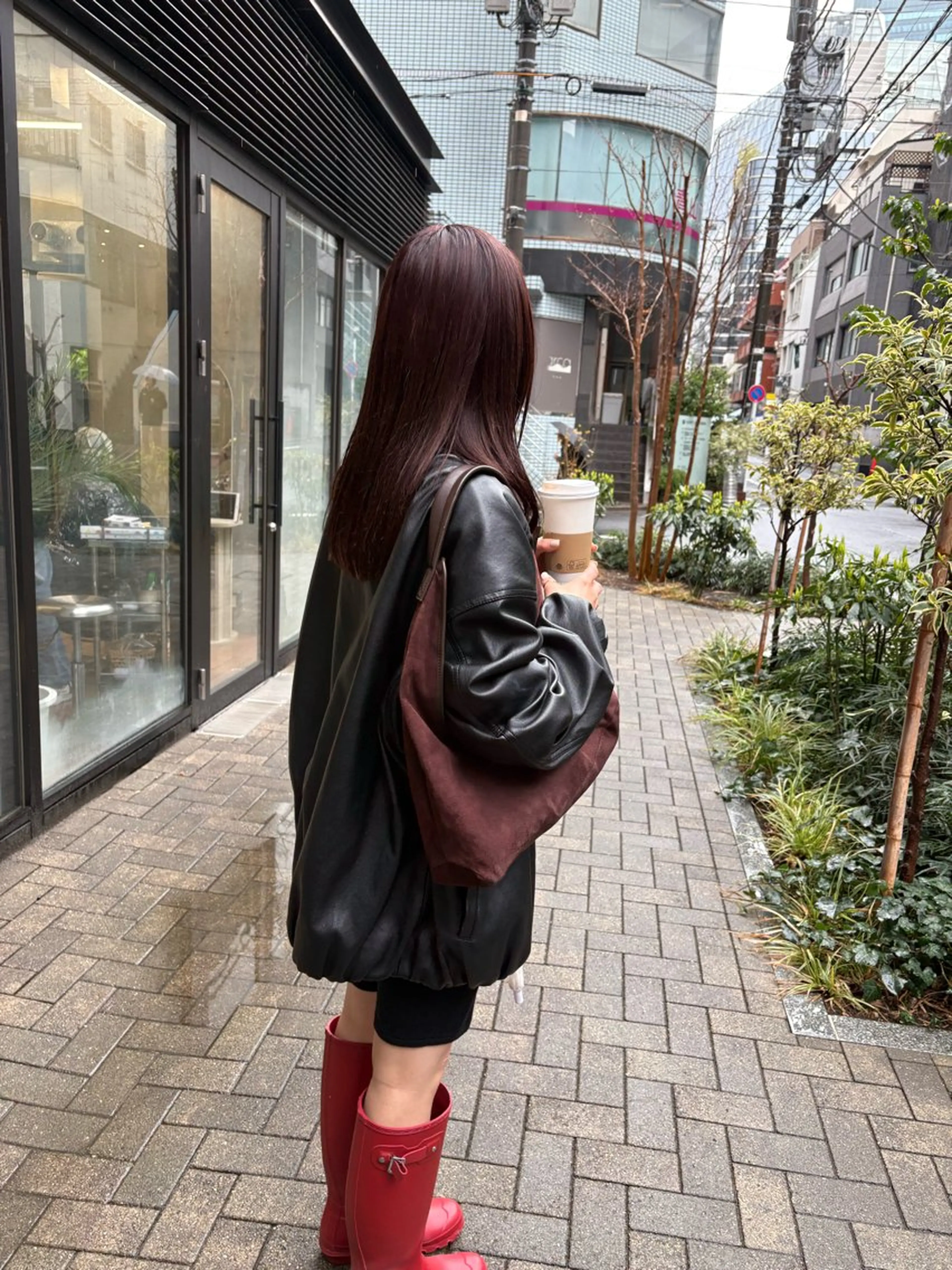 セミロング カラー カット ヘアカラー NOUN所属・eri kinjoのヘアスタイル