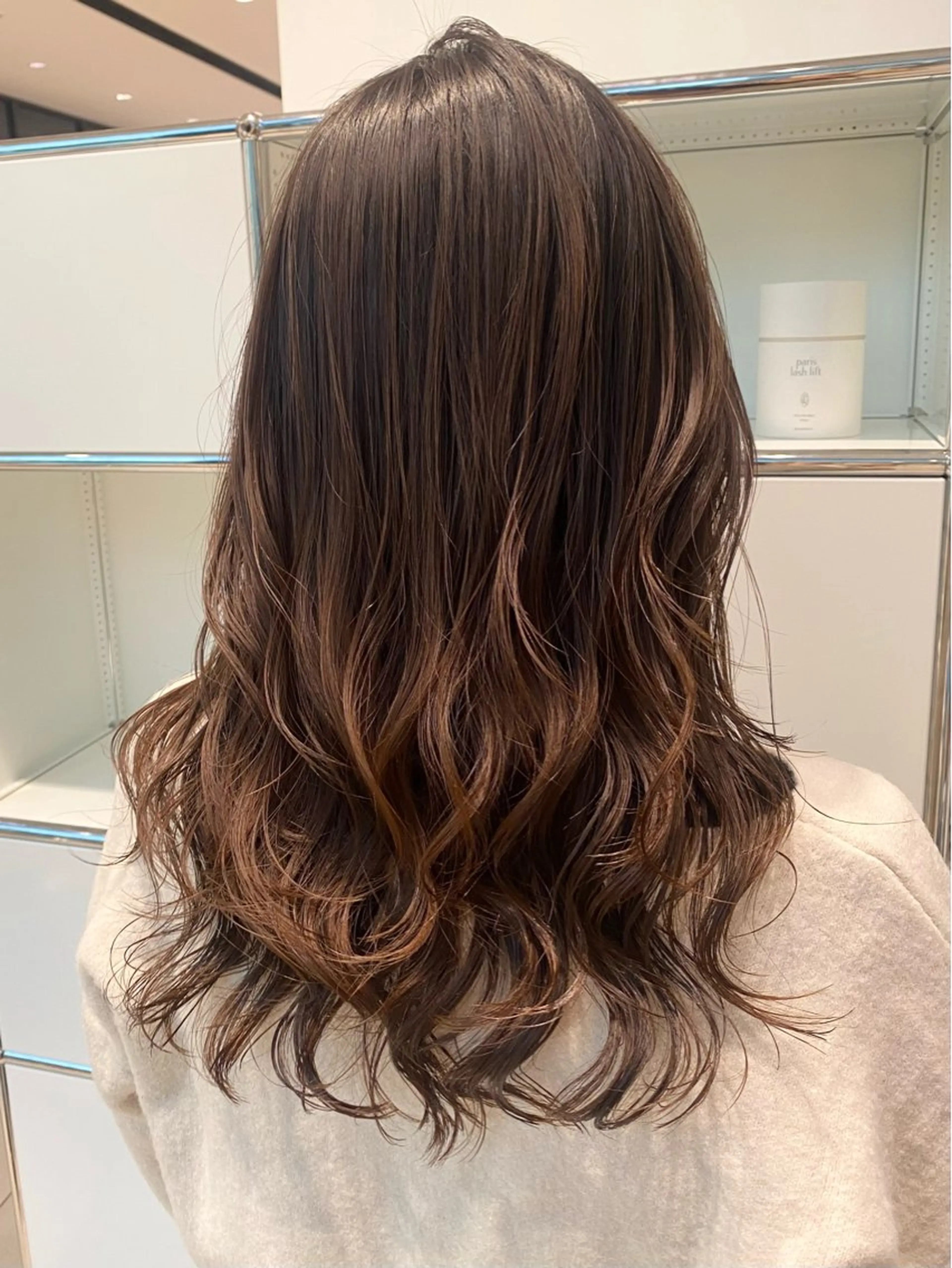 セミロング 艶カラーリスト 🌈銀座🌈牛込萌香のヘアスタイル