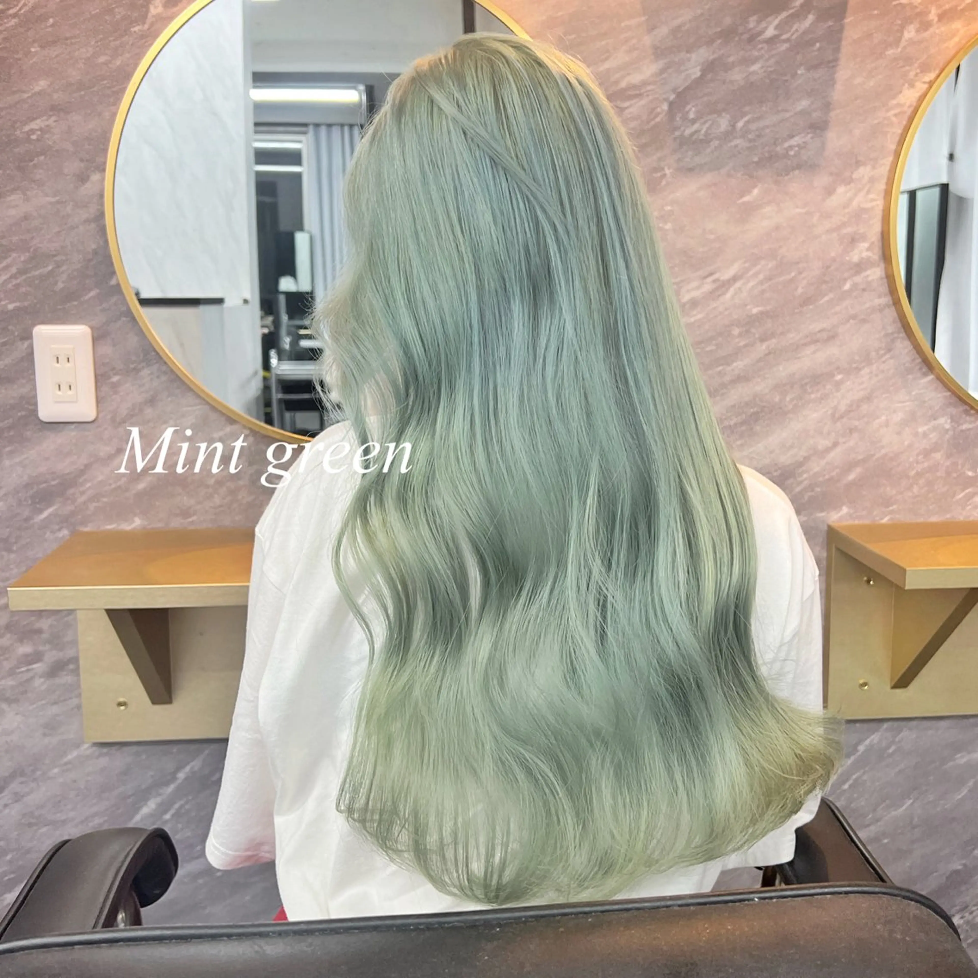 ロング カラー エクステ ヘアカラー トリートメント シールエクステ特化 ハイトーン、NANAのヘアスタイル