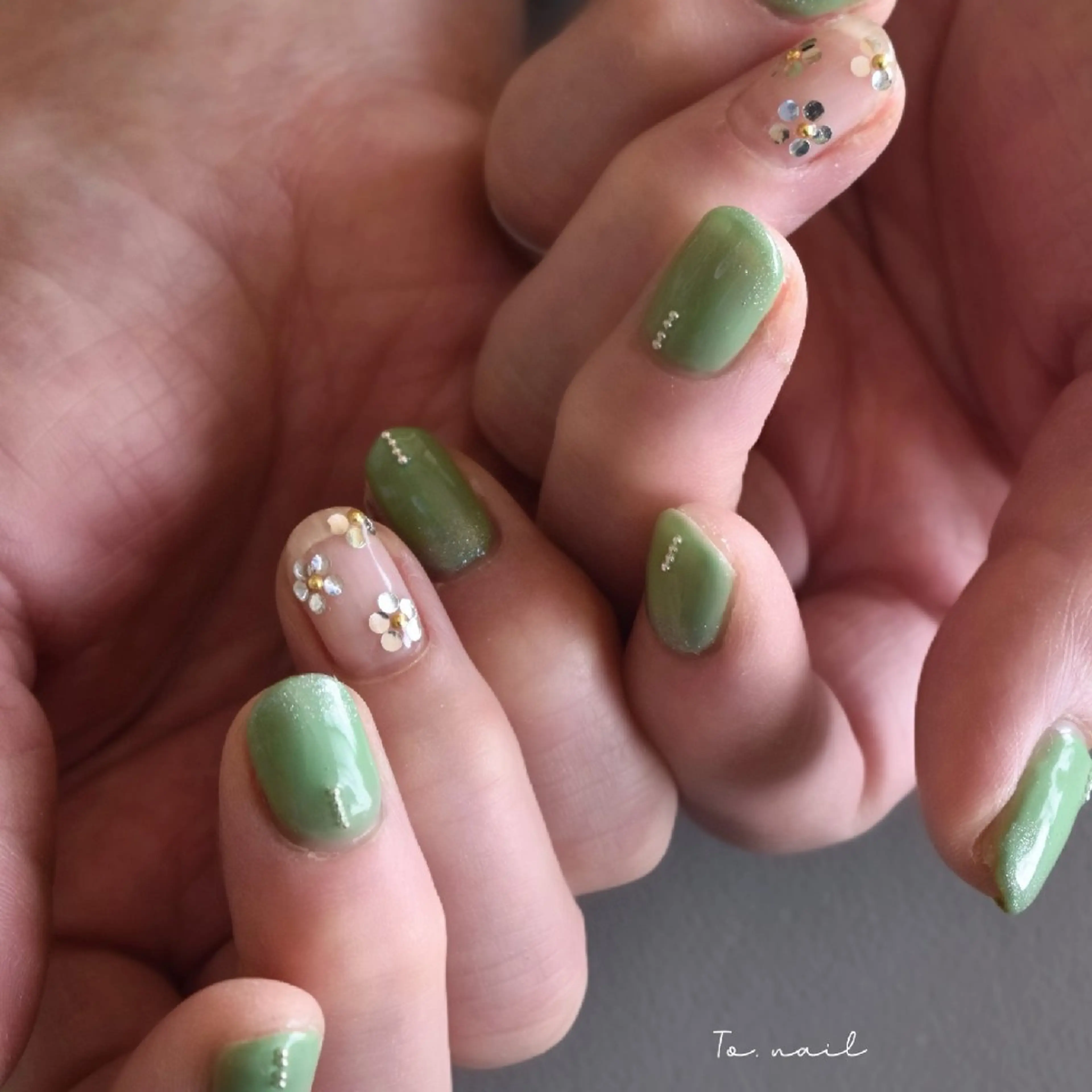 ネイル ハンドネイル To. nail （トゥ ネイル）のネイルデザイン