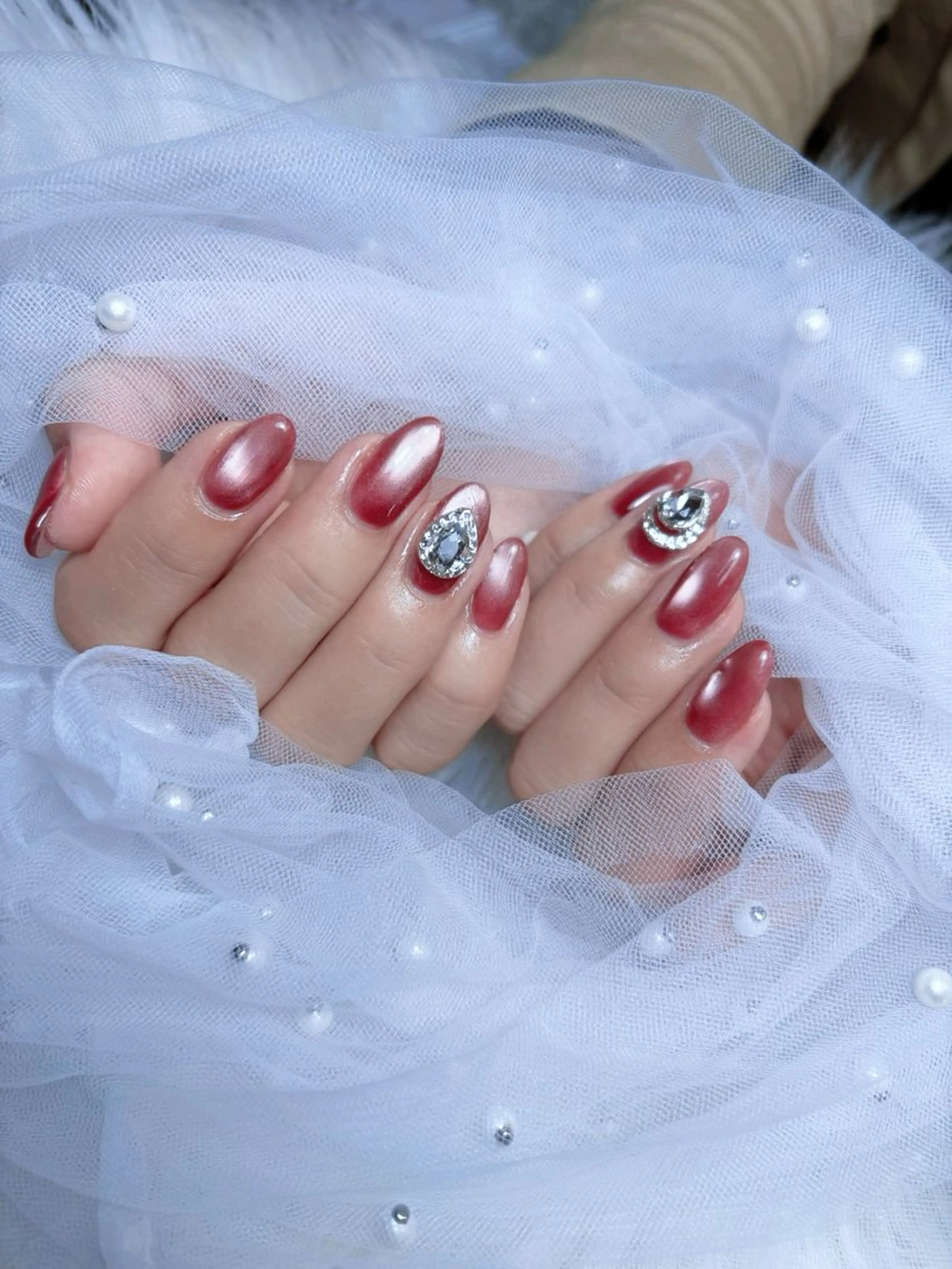 ネイル 氷ネイル・うるうるネイル ハンドネイル 𝑬𝑹𝑰𝑲𝑨 𓂃🎀𓈒𓏸のネイルデザイン