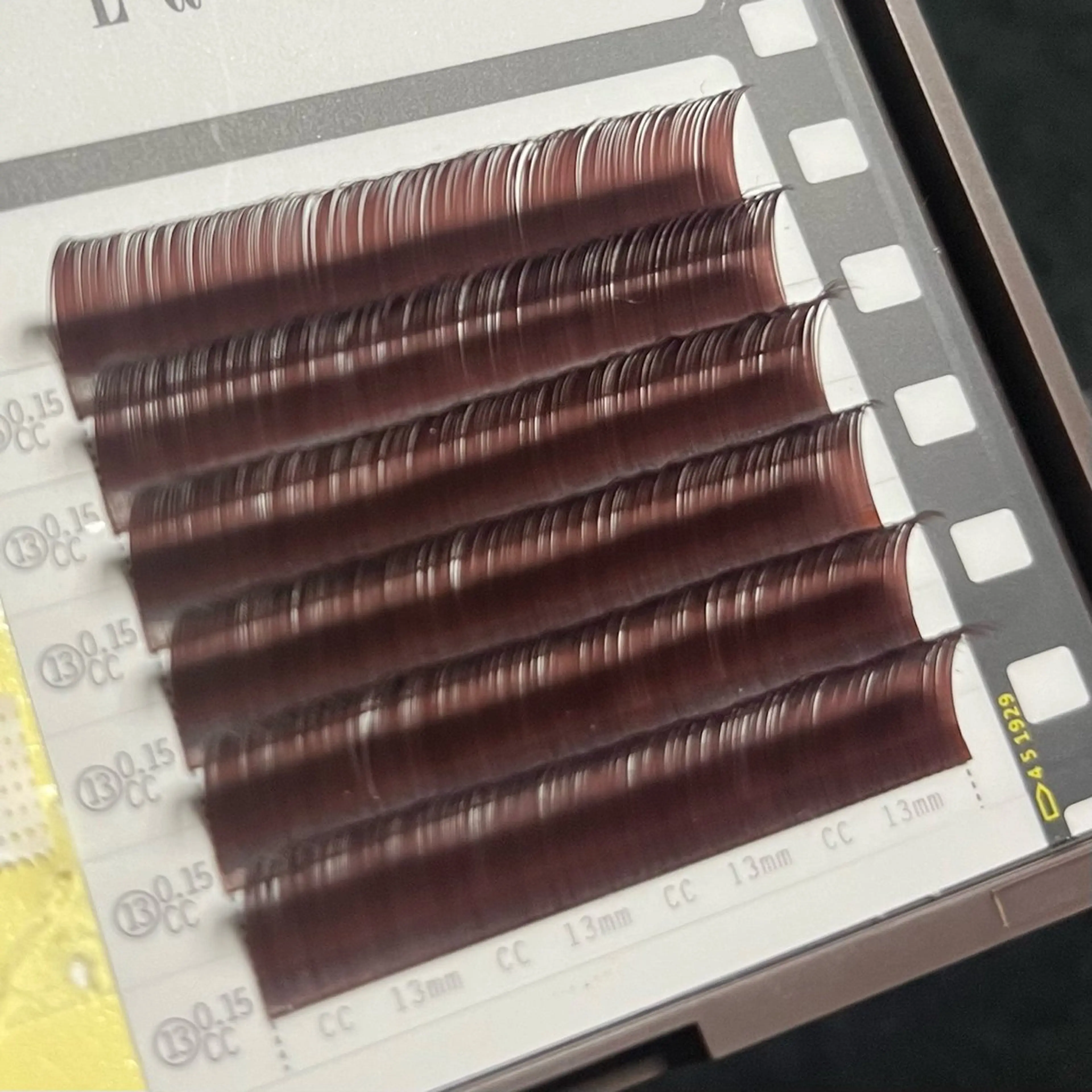 マツエク・マツパ カラーマツエク EARTH成田店所属・hair＆make EARTHのマツエク・マツパデザイン