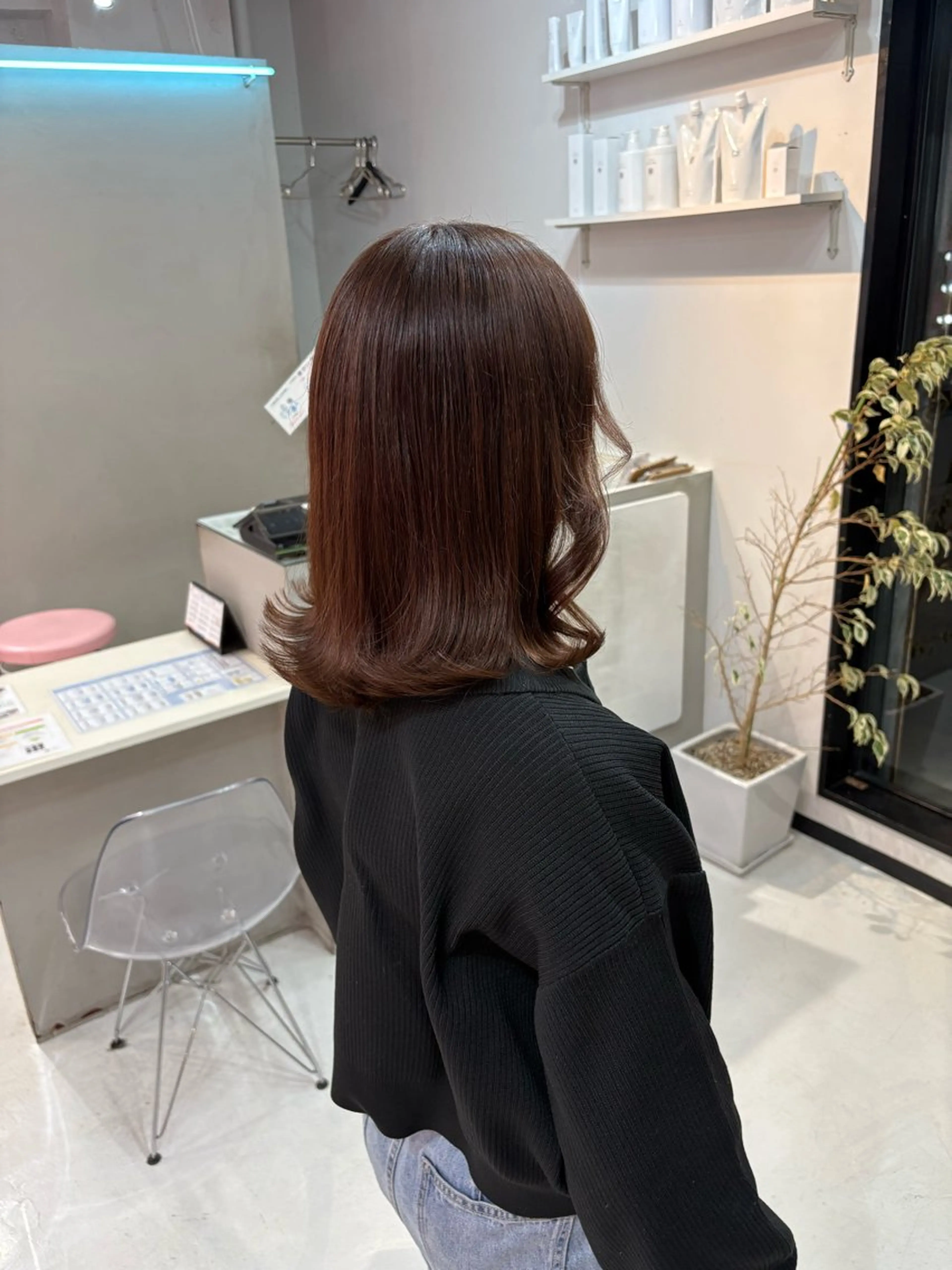 ミディアム カラー ブラウンカラー 透明感カラー 弓矢 叶のヘアスタイル