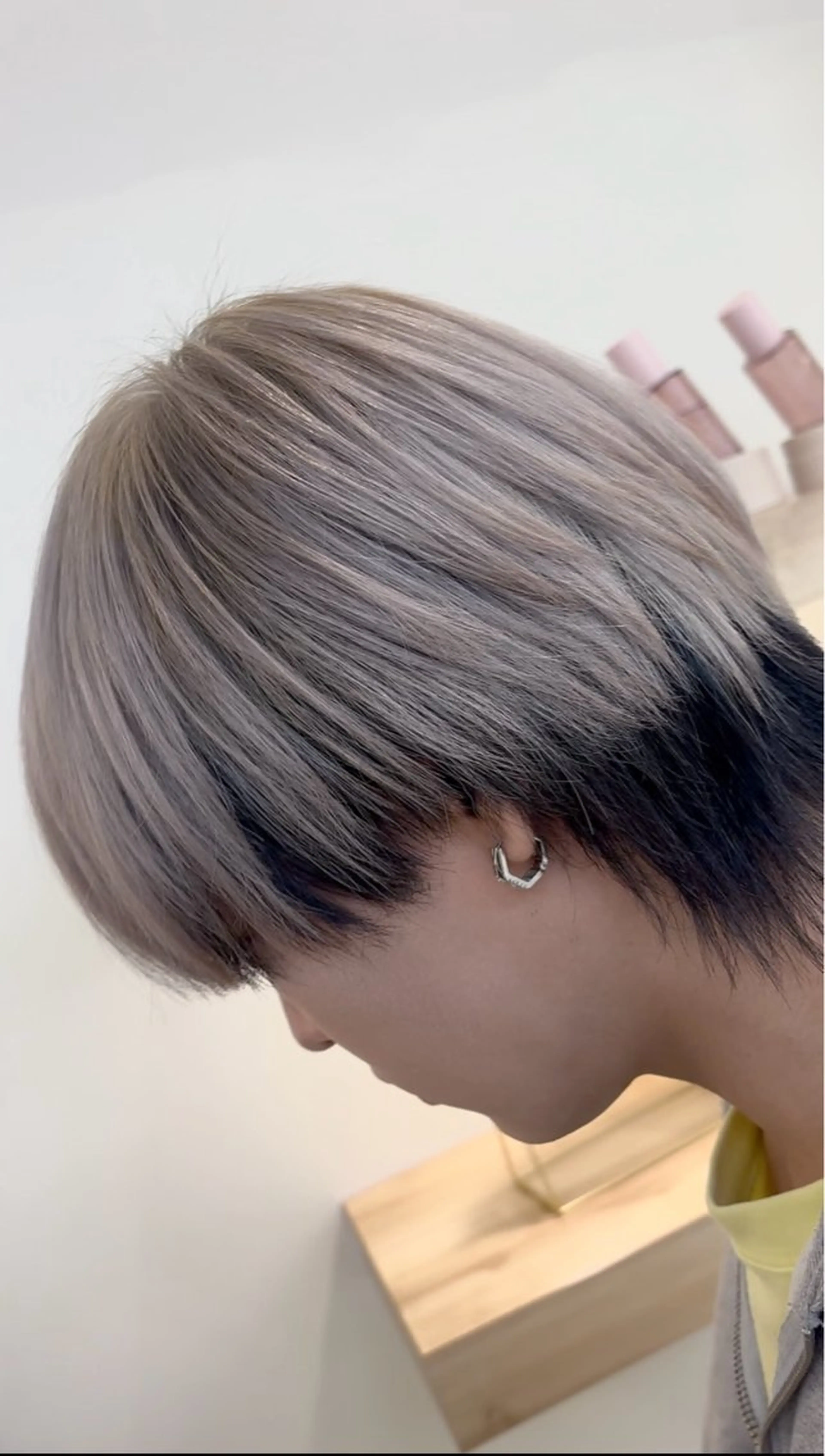 ショート メンズ ヘアカラー コテ巻き風パーマ✨ かつみのヘアスタイル