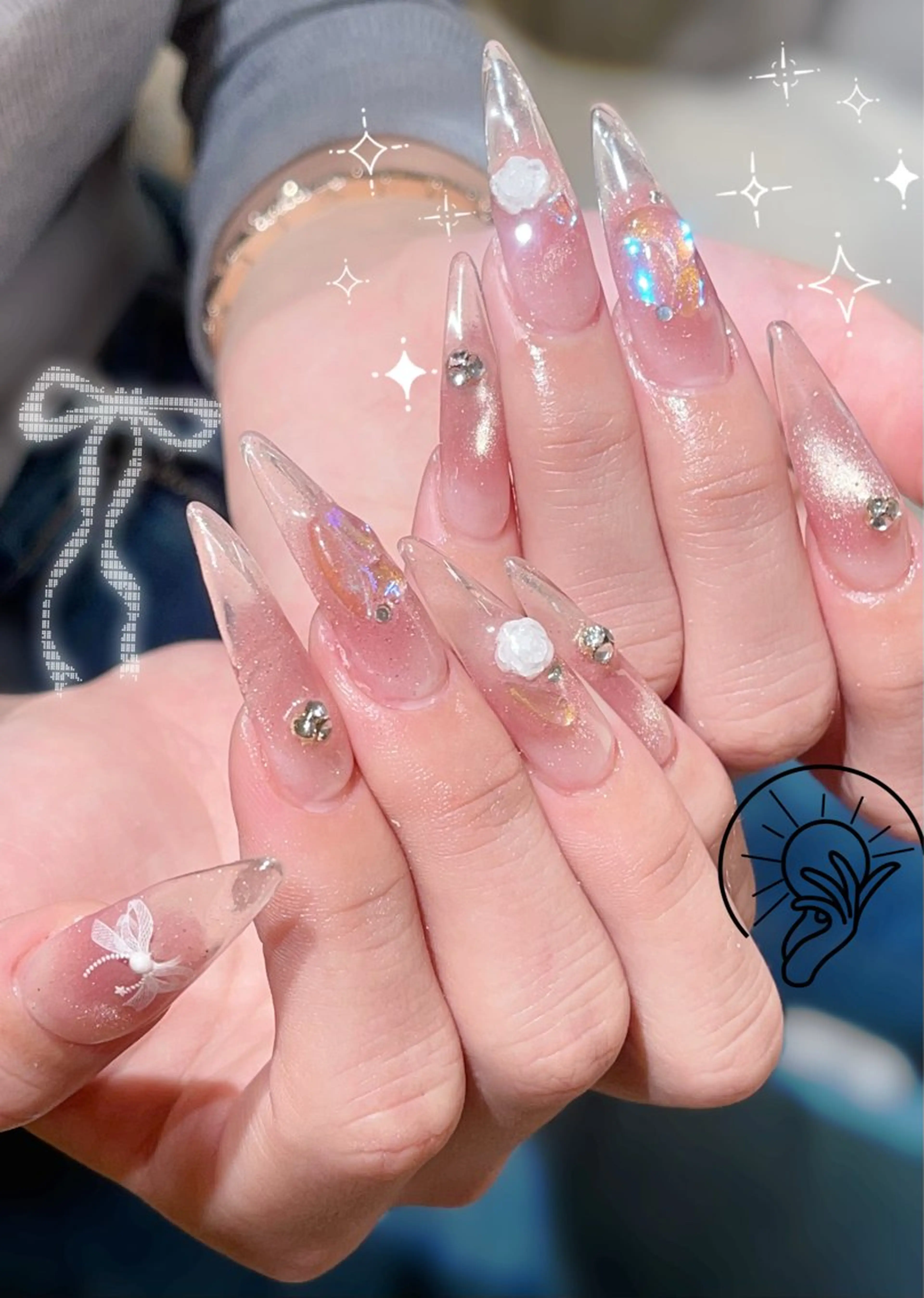 ネイル チークネイル 長さ出し フラワーネイル フレンチネイル ガーリー ハンドネイル ハンドケア Sun Nail 池袋のネイルデザイン