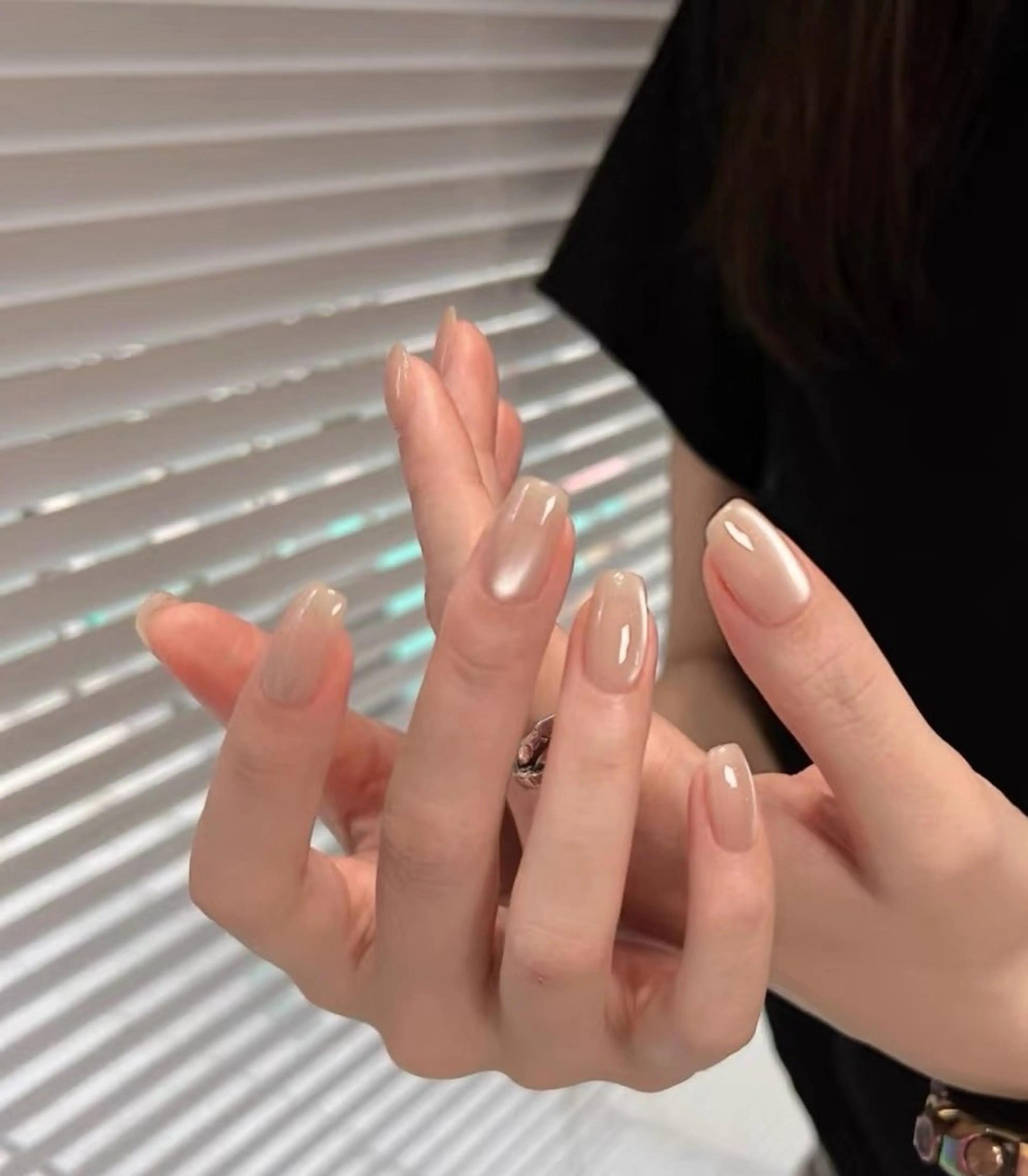 ネイル 高木 維麗絲のネイルデザイン