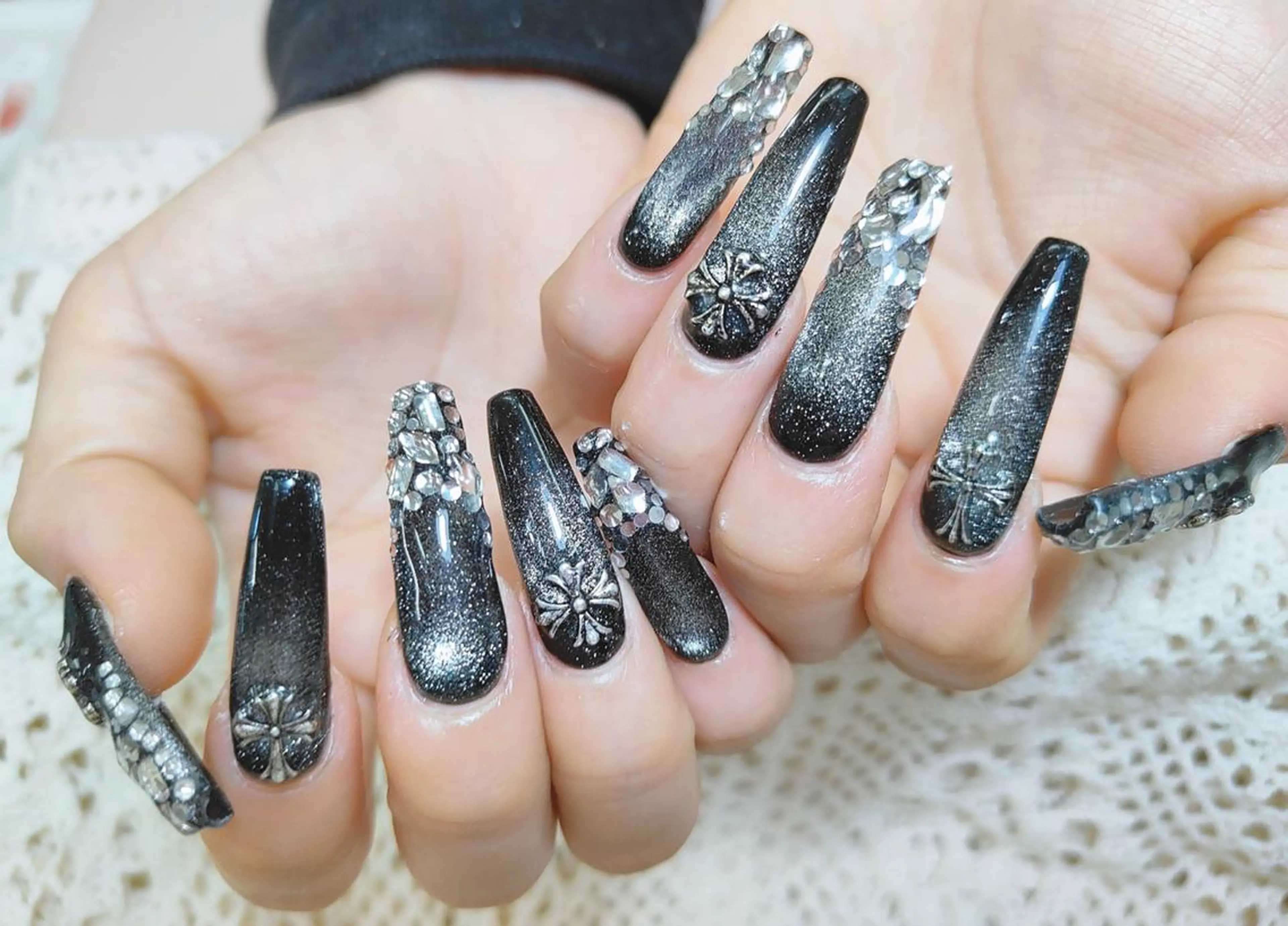 ネイル 佐藤 愛のネイルデザイン