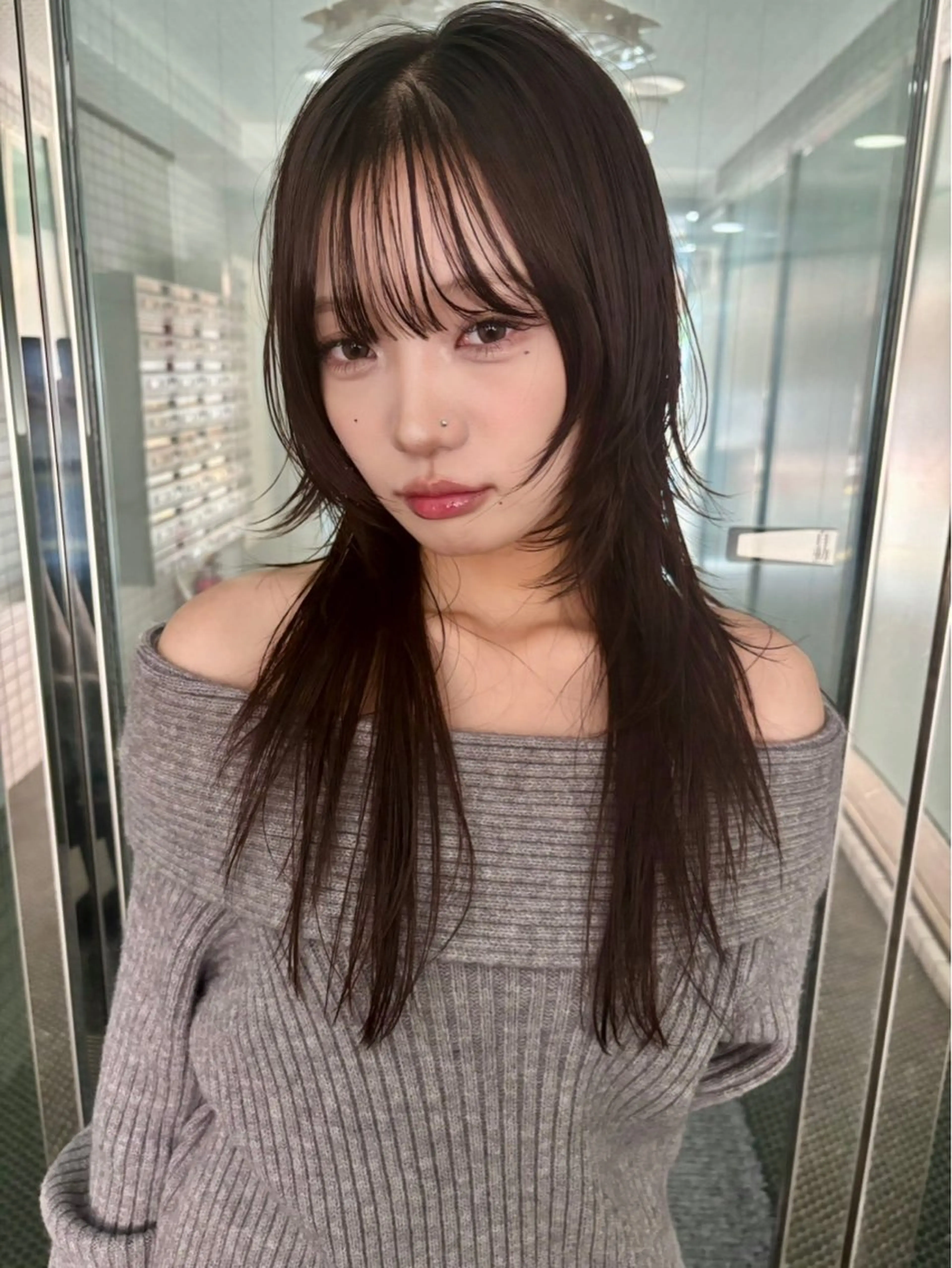 ロング 透明感カラ️ー☆ NEONAのヘアスタイル