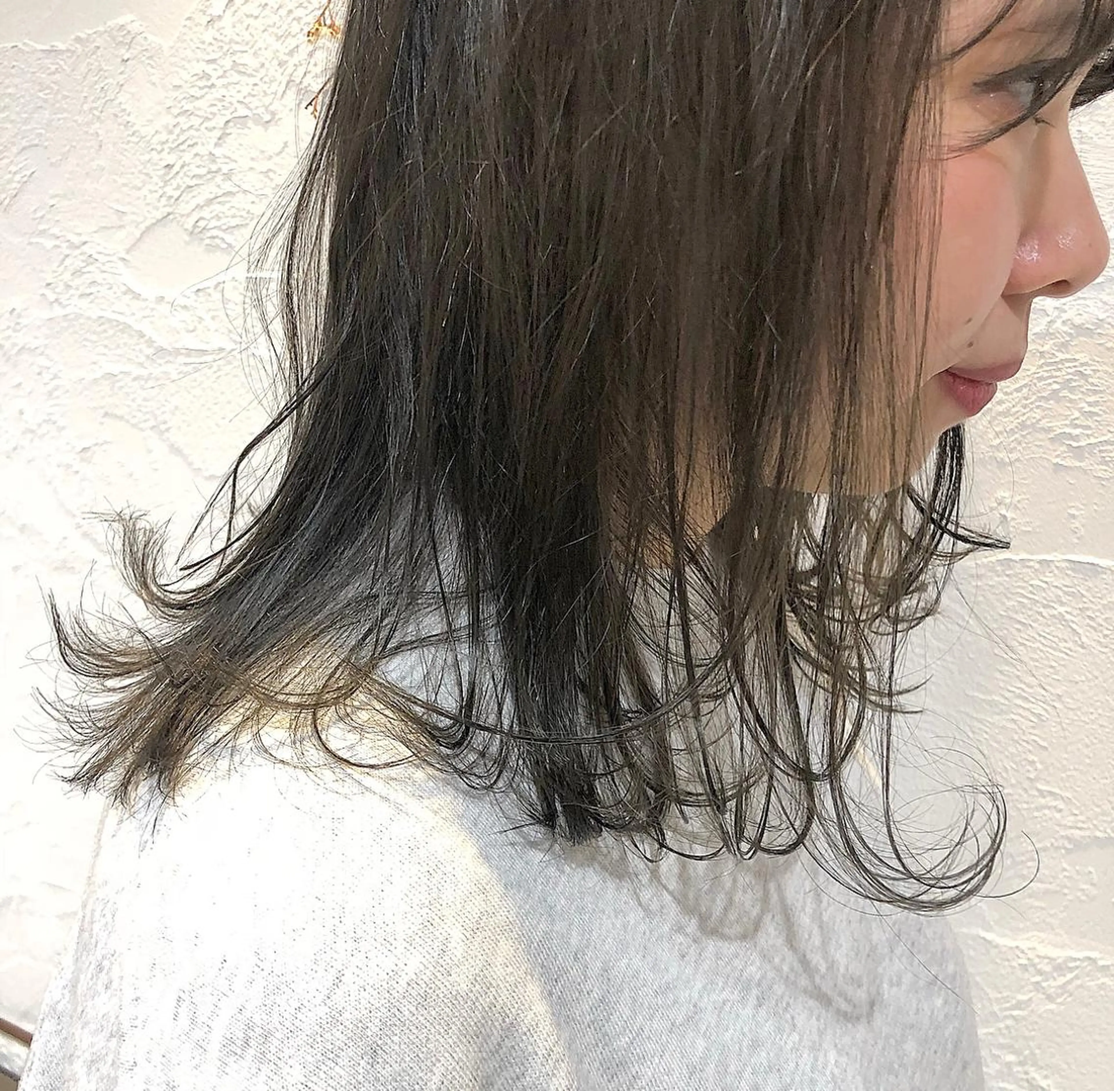 ミディアム カラー 圧倒的透明感カラー nana🦕のヘアスタイル