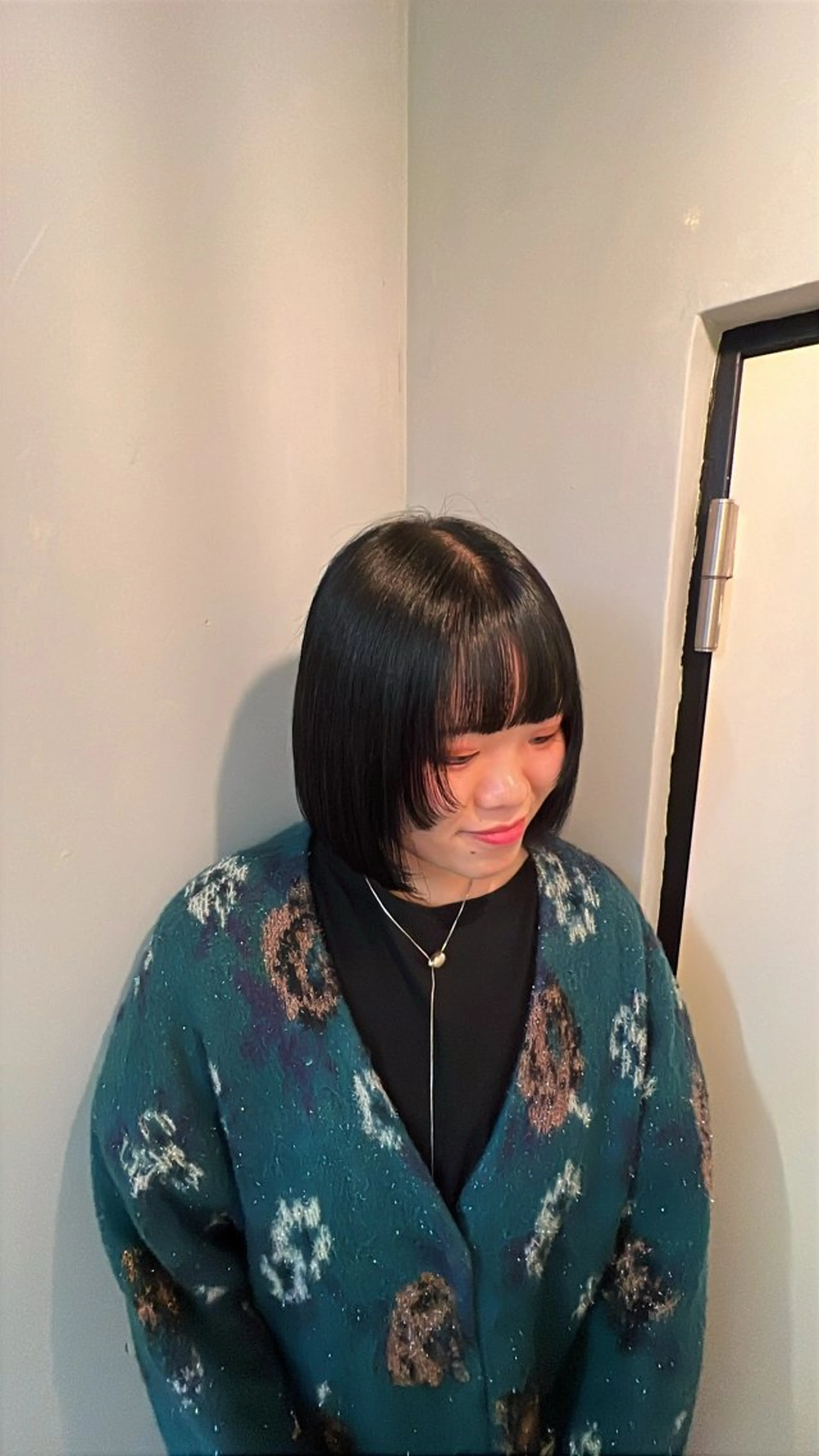 ショート ボブ 顔まわりレイヤー レイヤーカット 個性的カラー ☆≡ねねのヘアスタイル