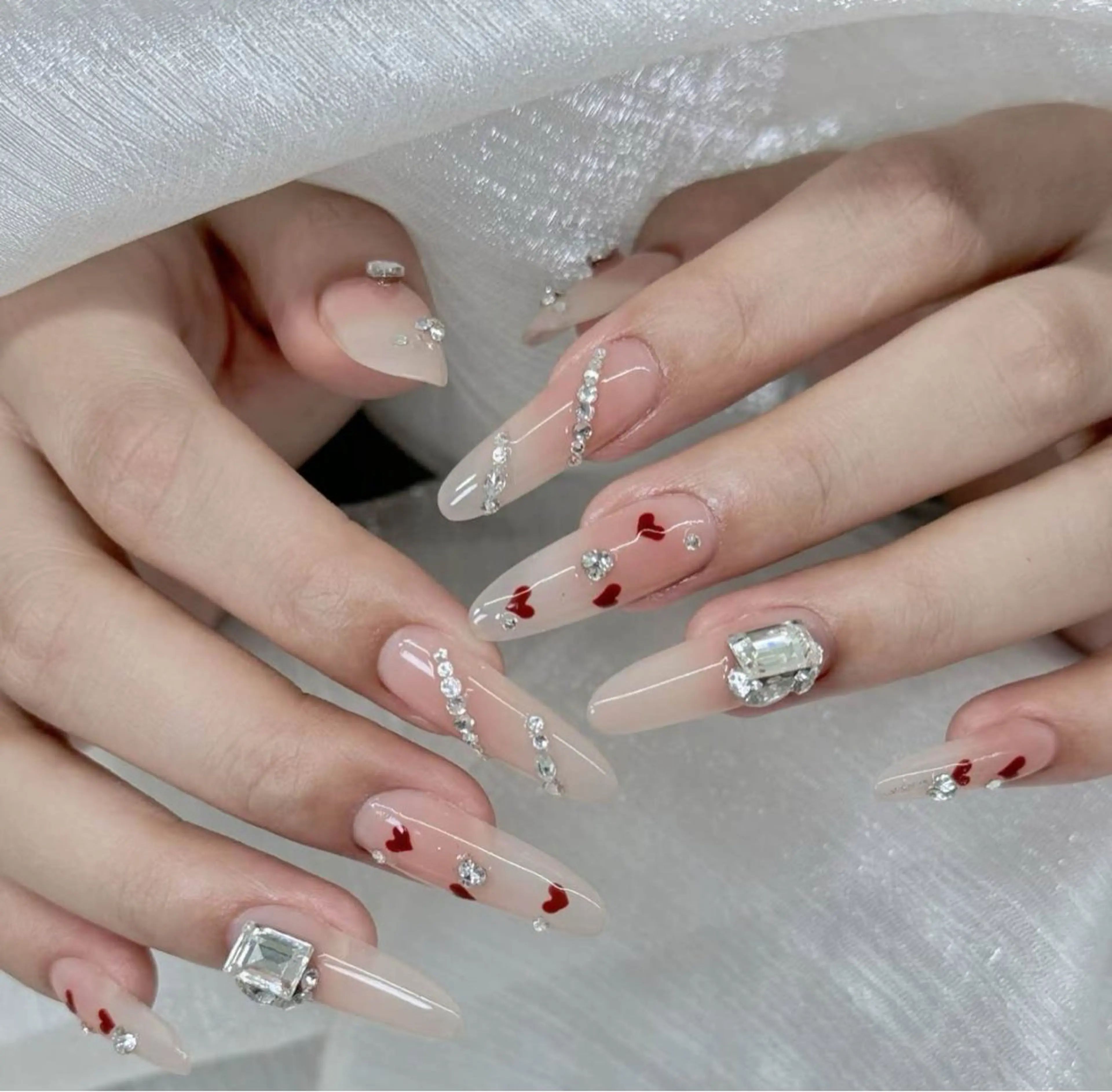 ネイル 小島 阿佑美のネイルデザイン