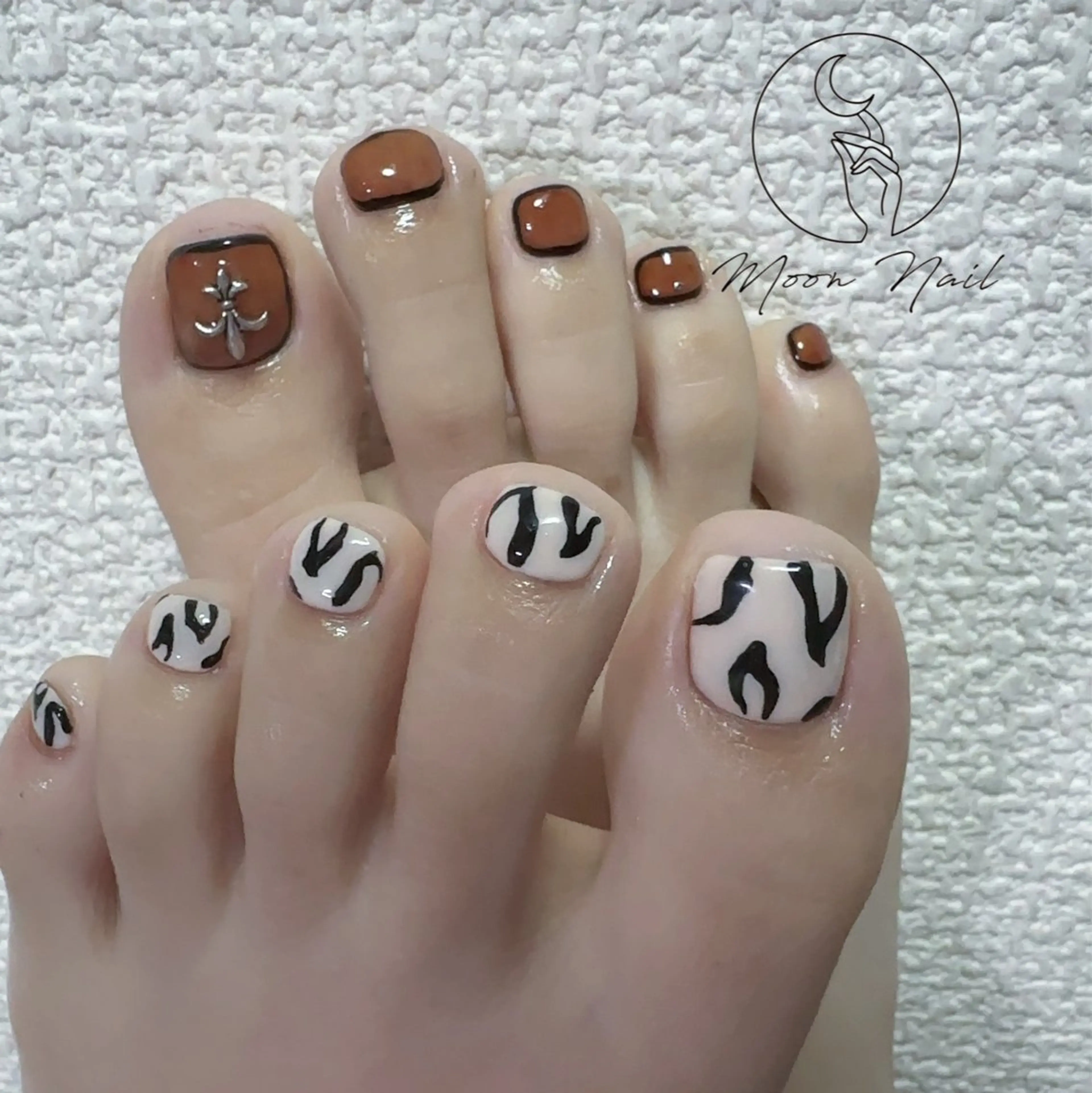 ネイル フットネイル Moon  Nail /栄　大須のネイルデザイン