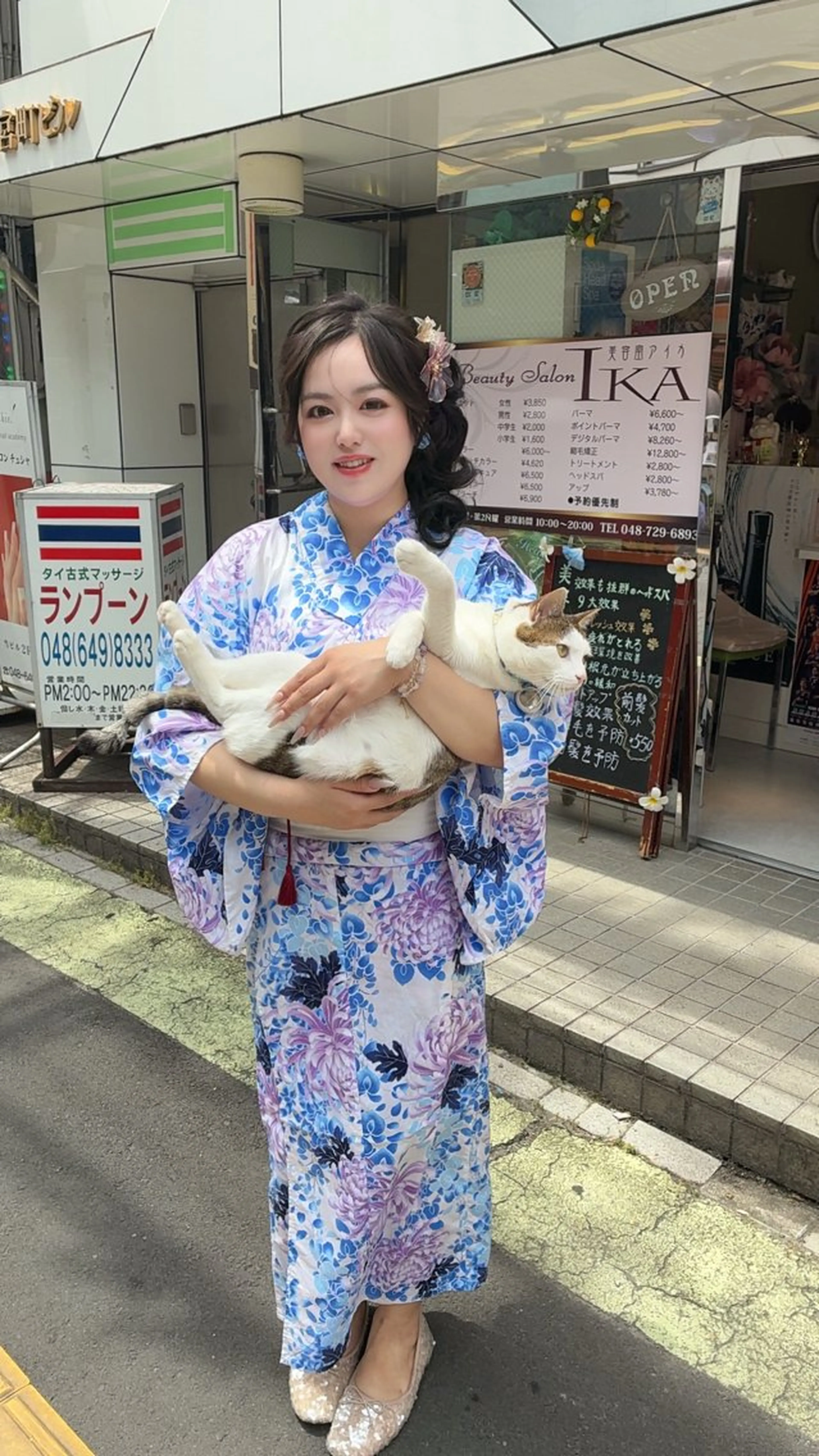 ハンドネイル 美容室アイカ所属・大宮美容室IKA エステサロンのマツエク・マツパデザイン