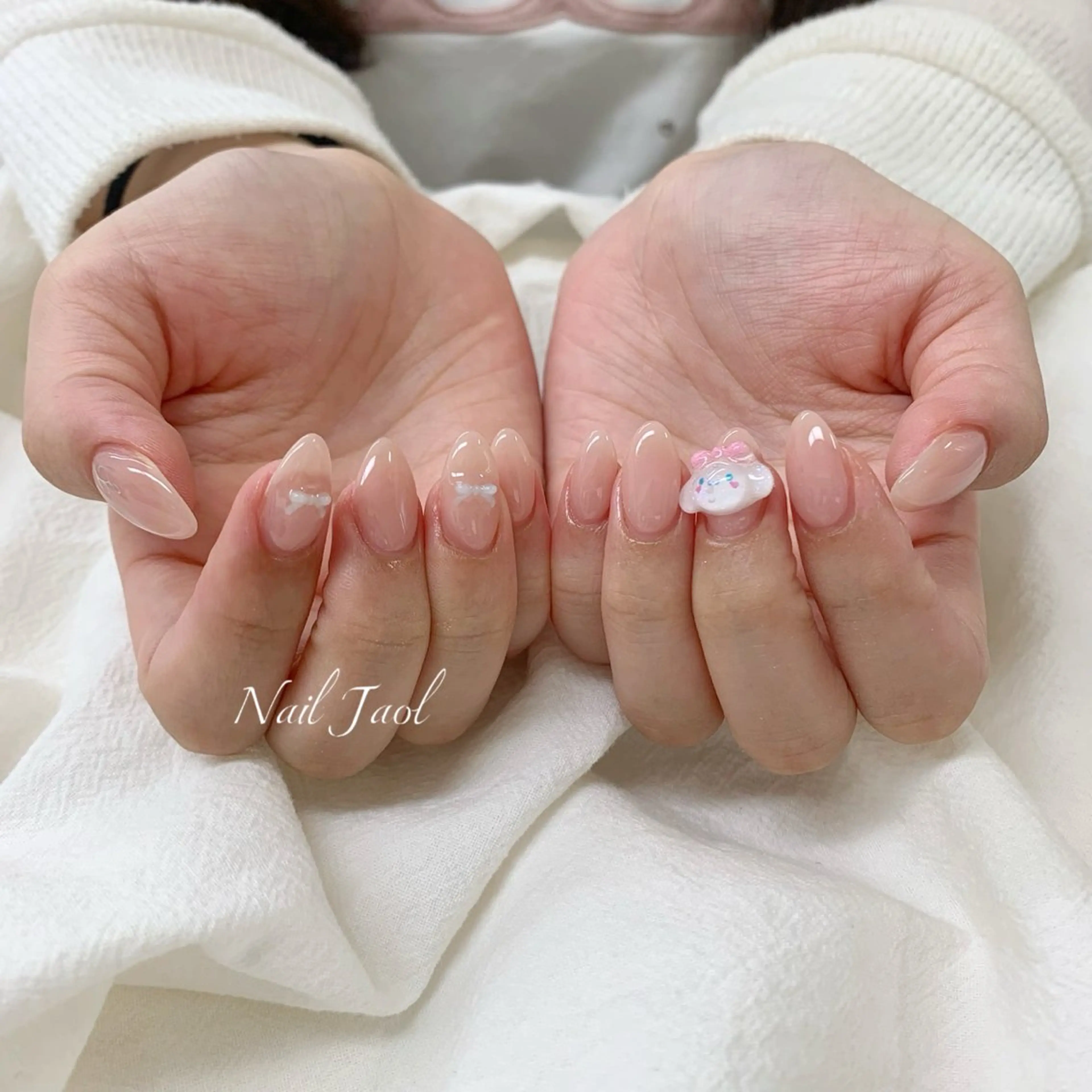 ミディアム ハンドネイル nail jaol池袋店所属・ネイルJaol 池袋のネイルデザイン