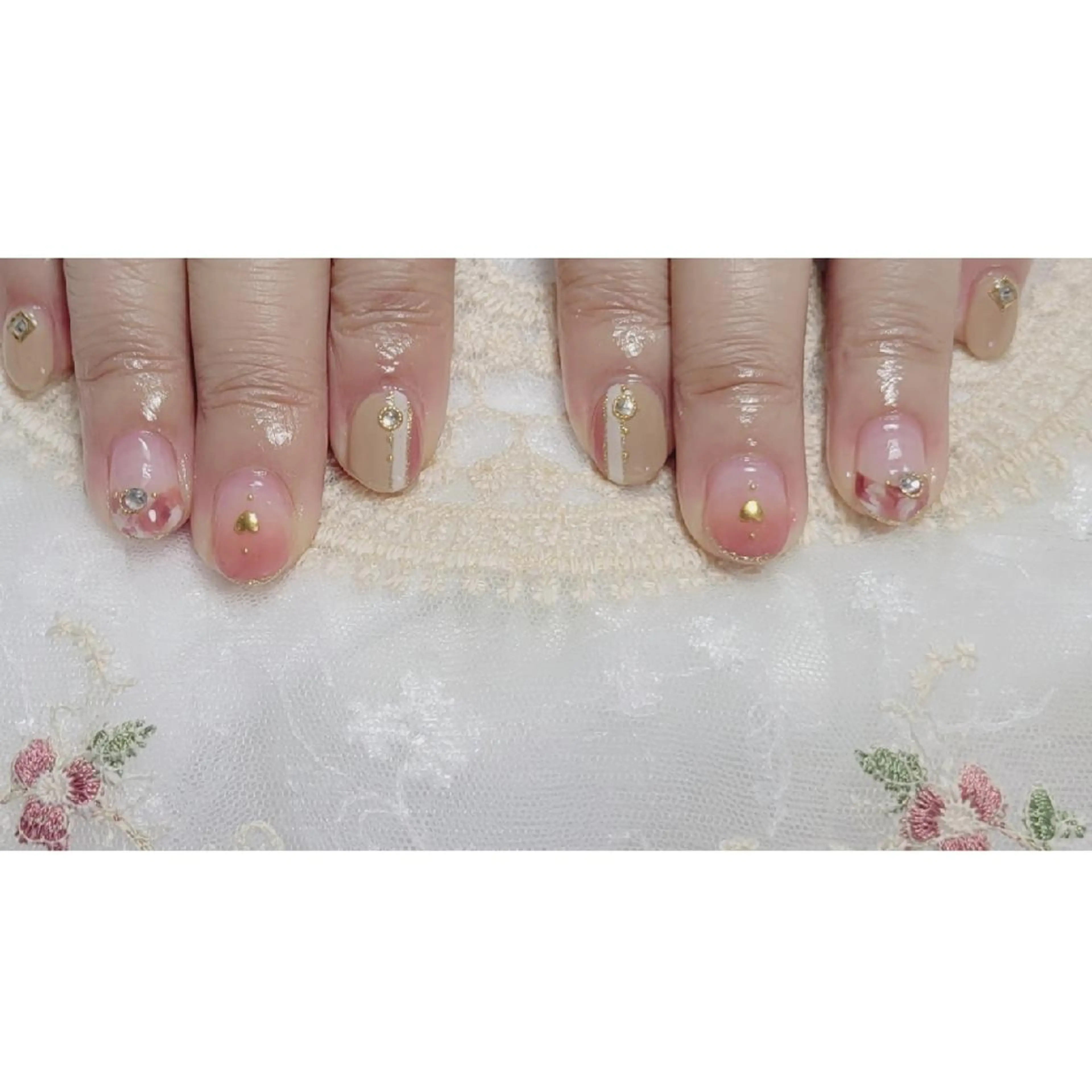 ネイル ハンドネイル ネイルサロンほっこり kanaのネイルデザイン