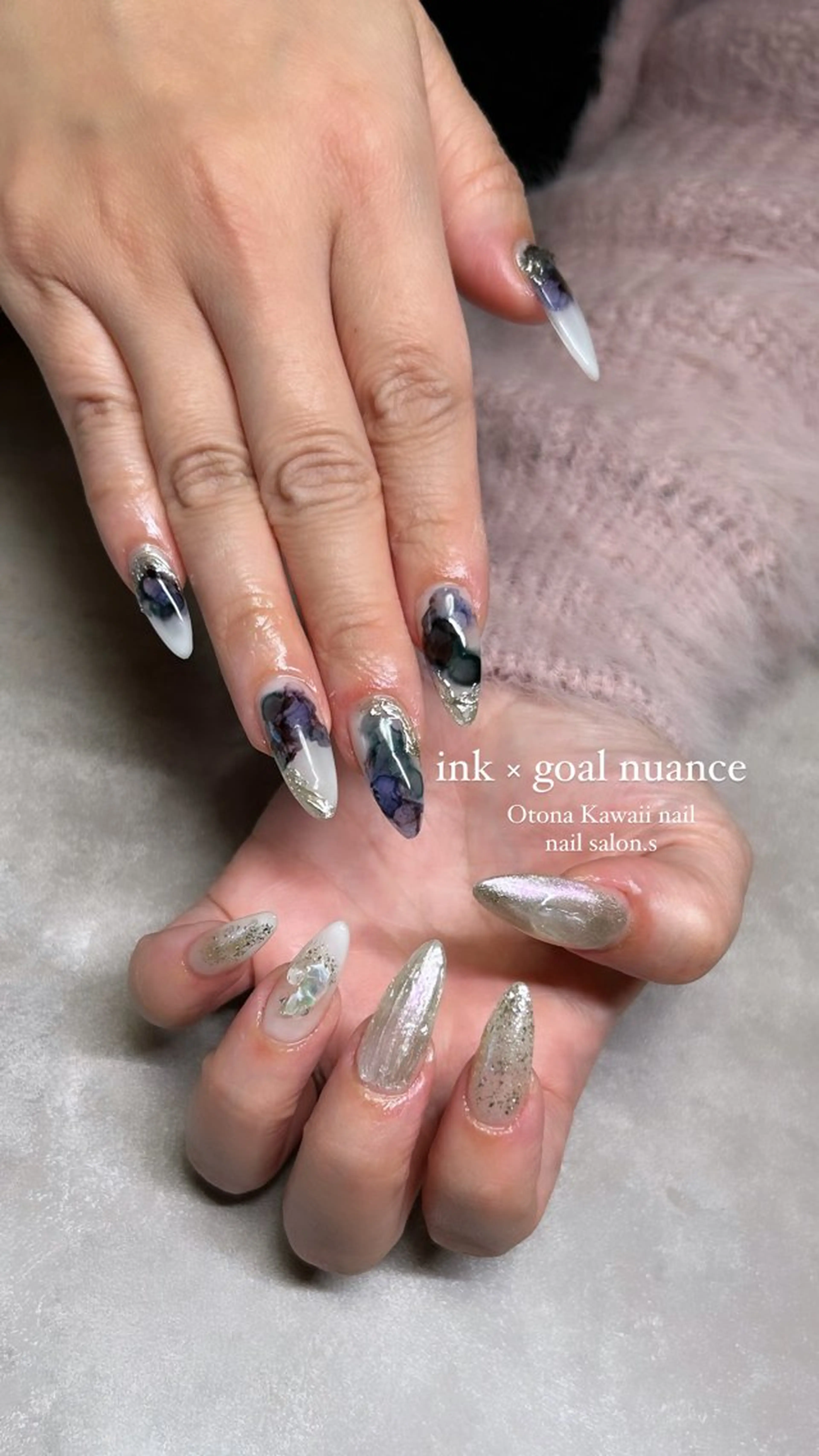 ネイル 長さ出し ジェルネイル ゴールド ニュアンスネイル ネイルチップ 関山 志乃のネイルデザイン