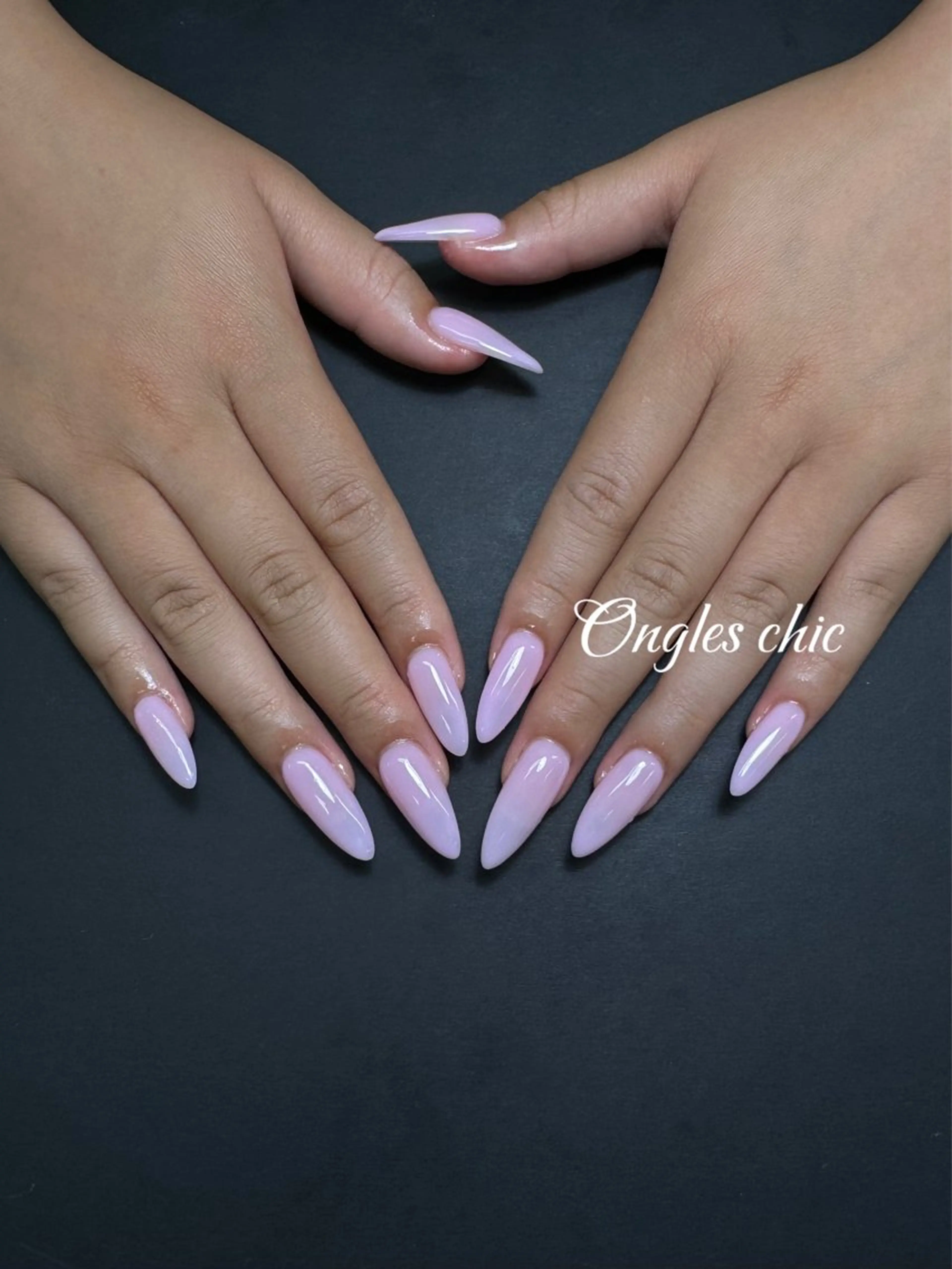 ネイル ハンドネイル ongles chicのネイルデザイン