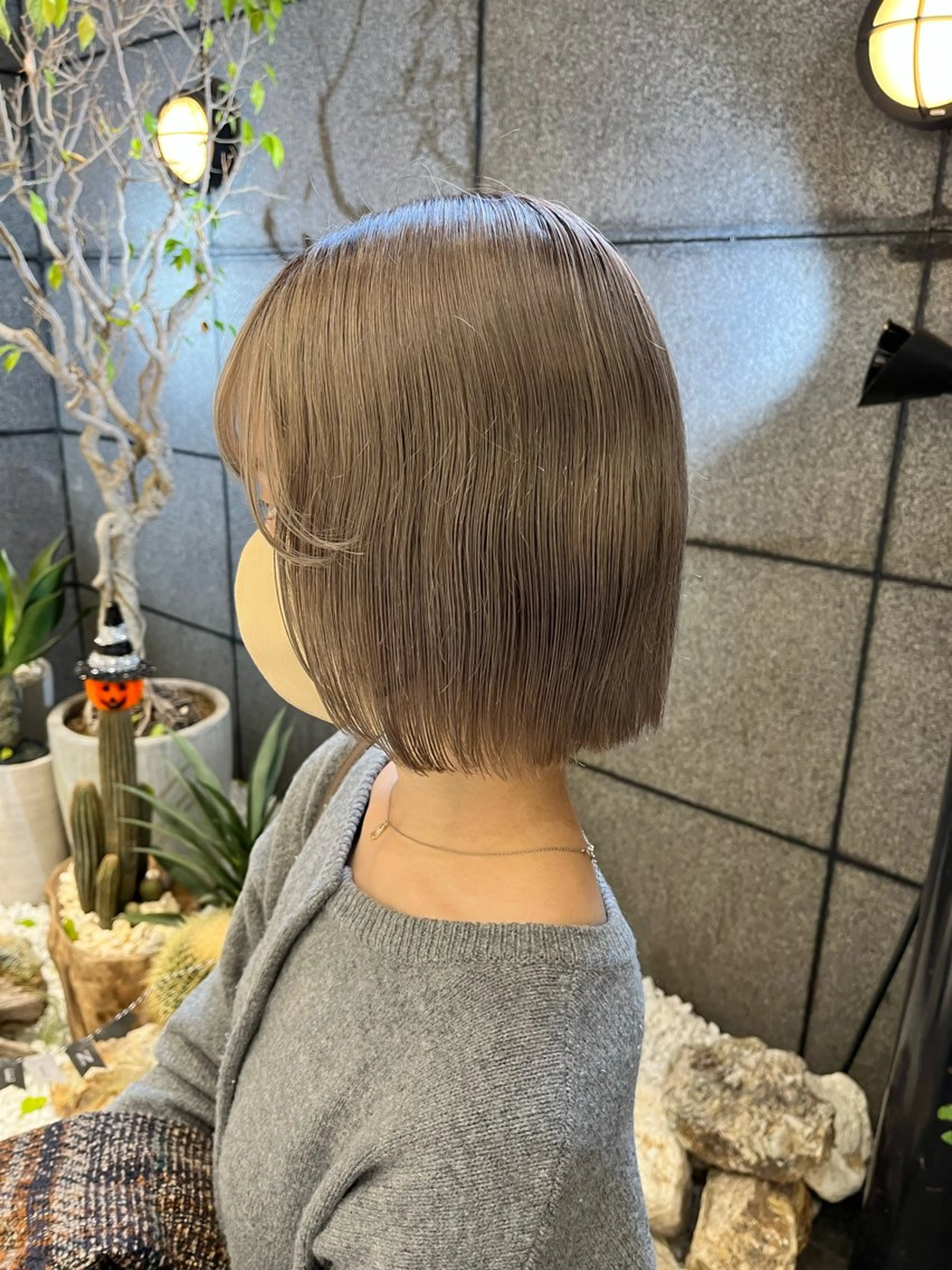 ミディアム カラー ∴Sanae. ∴ トータルビューティーのネイルデザイン