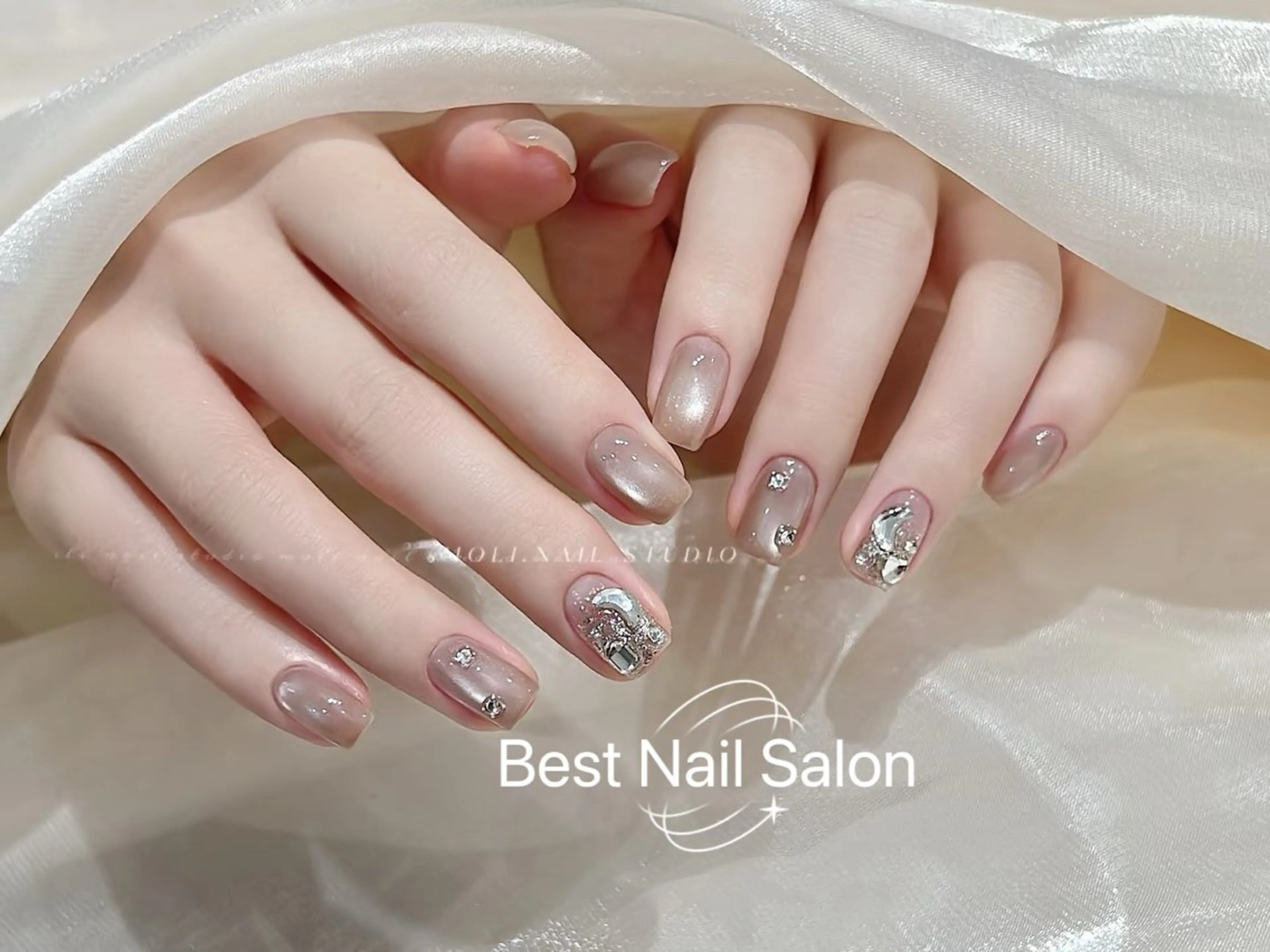 ネイル アートネイル オーロラネイル クリアネイル 長さ出し フレンチネイル K Kのネイルデザイン