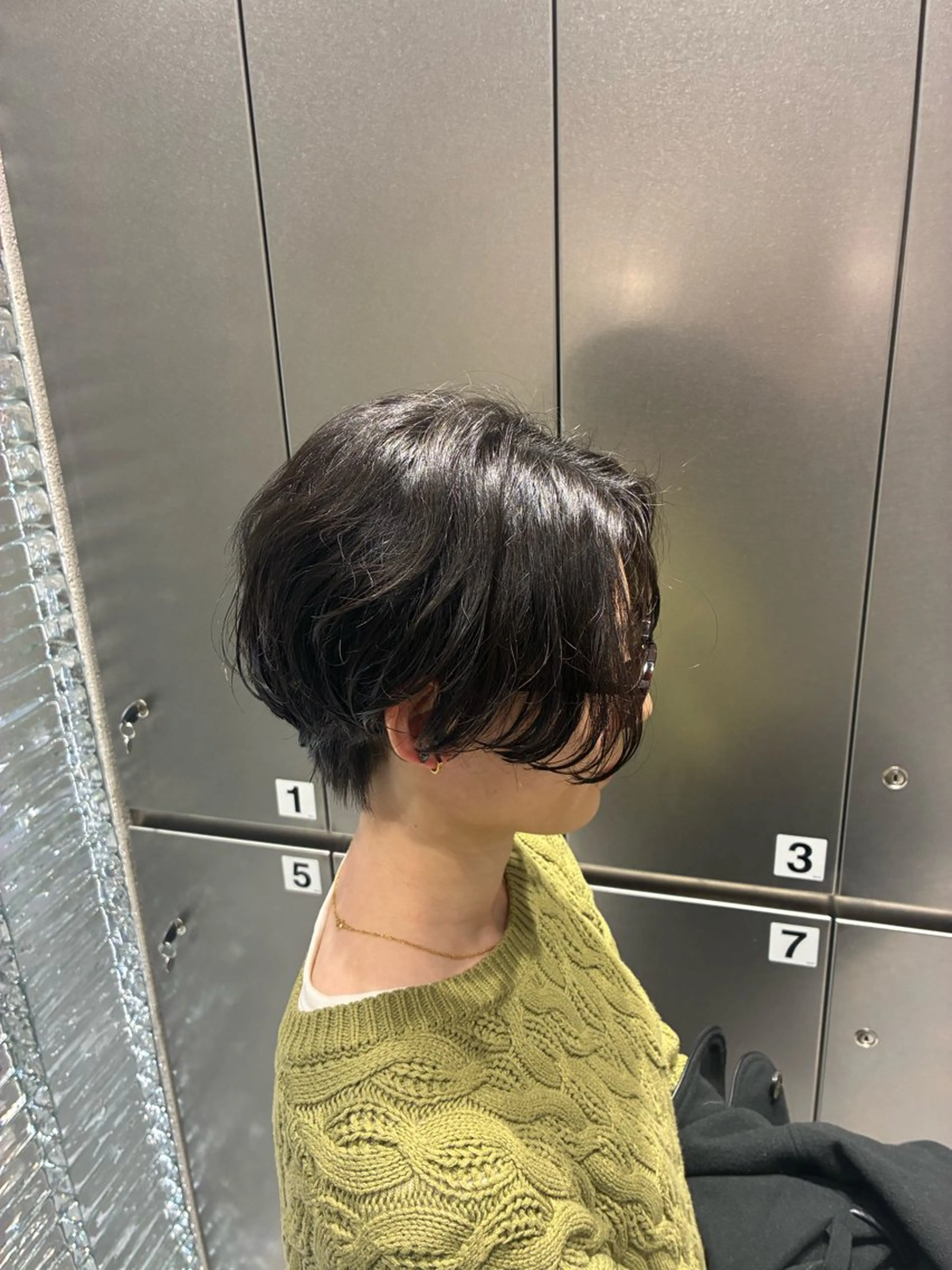 ショート カラーブリーチ特化 石原勇希のヘアスタイル