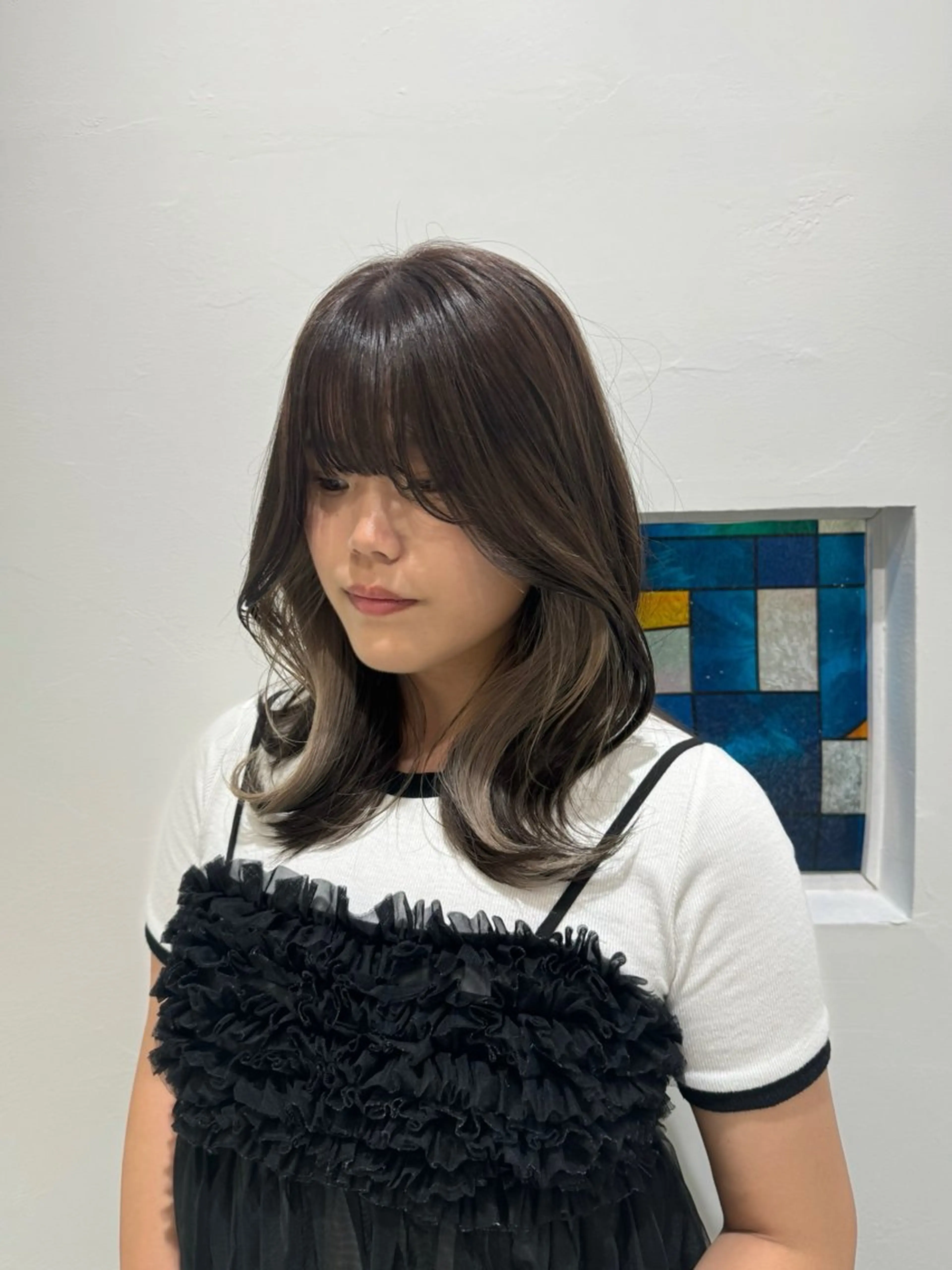 カラー 黒髪 ブリーチ インナーカラー ブリーチなしカラー 美覚L𓃠 femme🪽のヘアスタイル