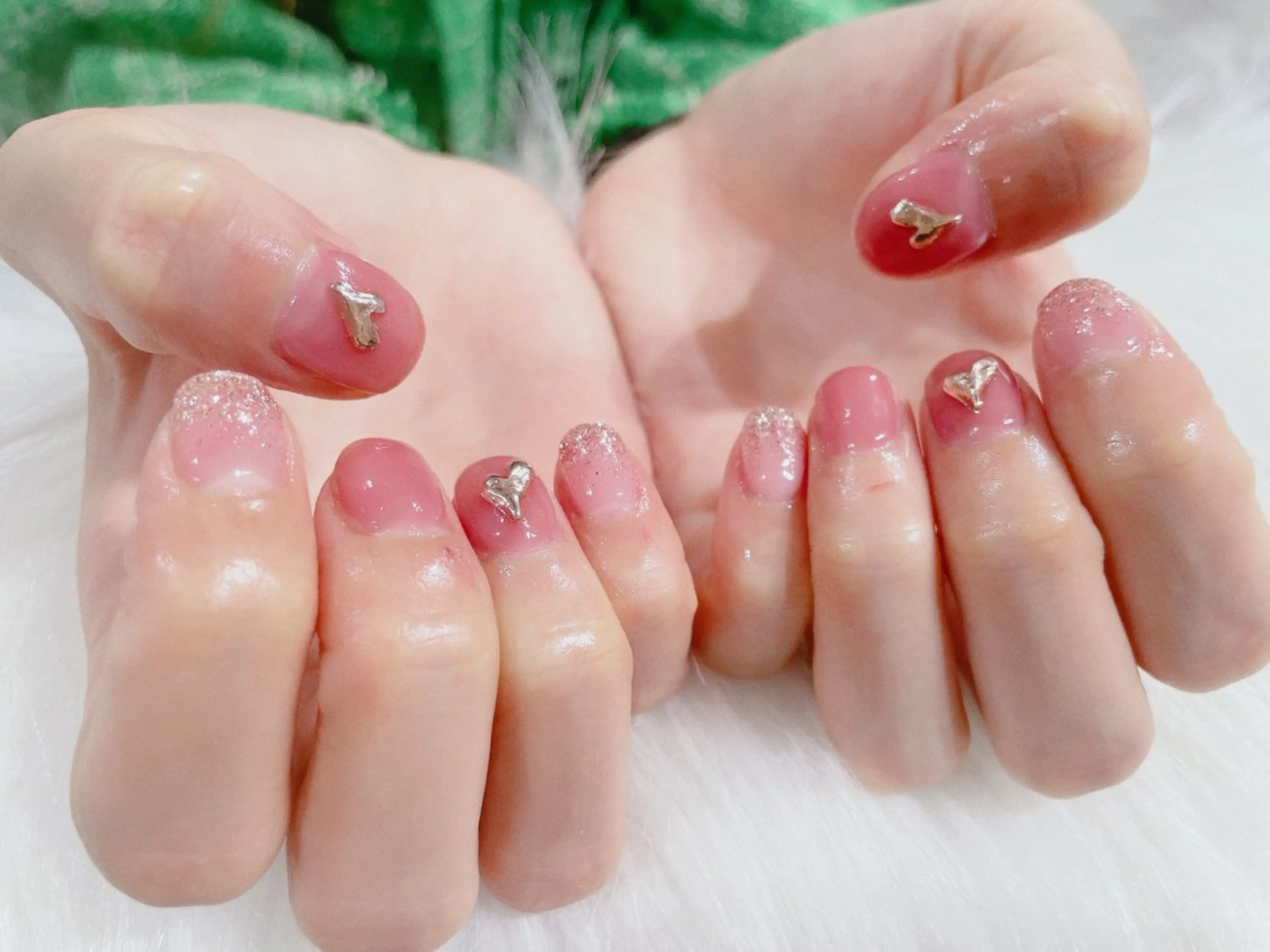 ネイル リスブラン AYUMI 🍎のネイルデザイン