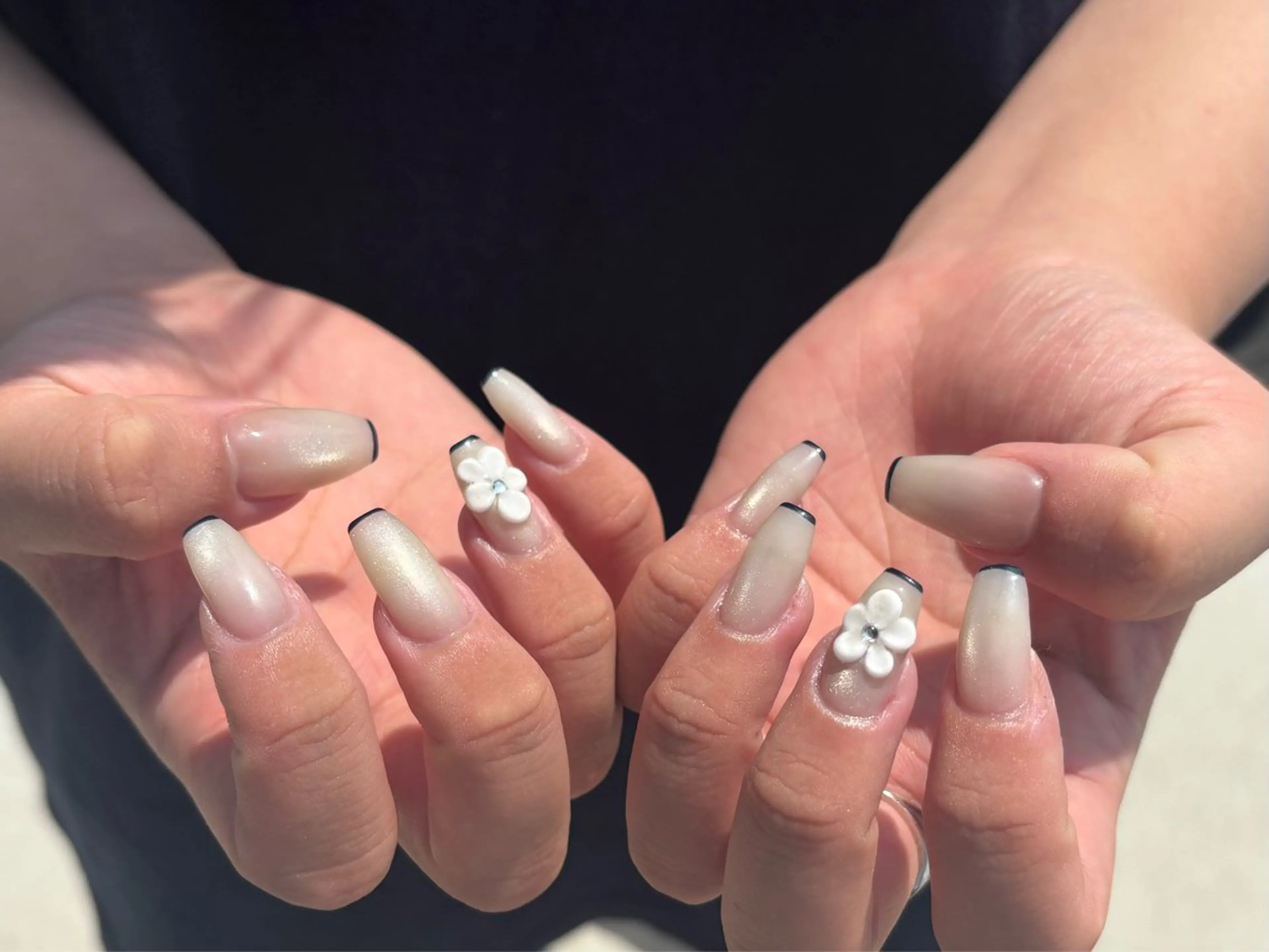 ネイル フラワーネイル フレンチネイル ハンドネイル nayu nailのネイルデザイン