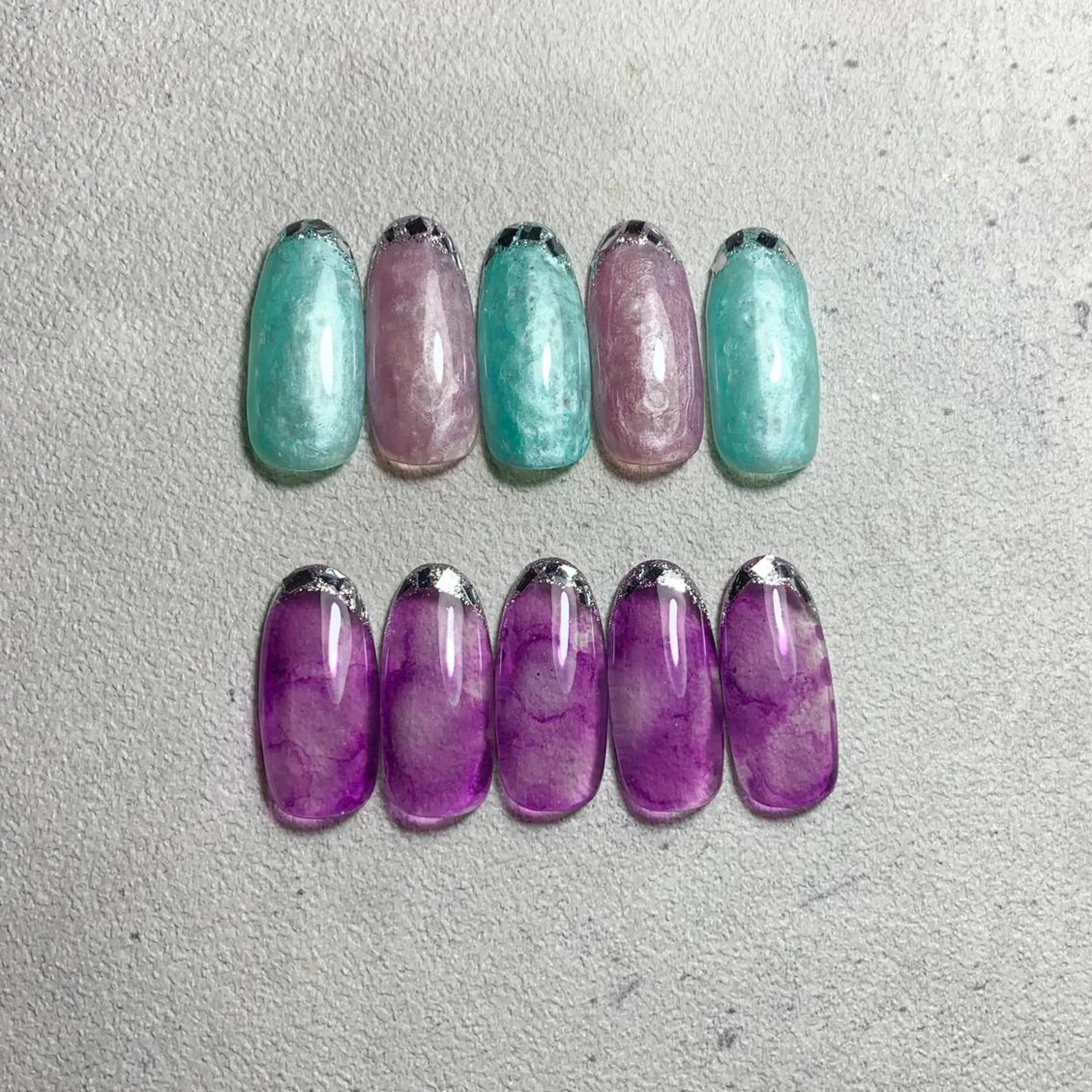 ネイル atelier　FIORITURA所属・FIORITURA aiのネイルデザイン