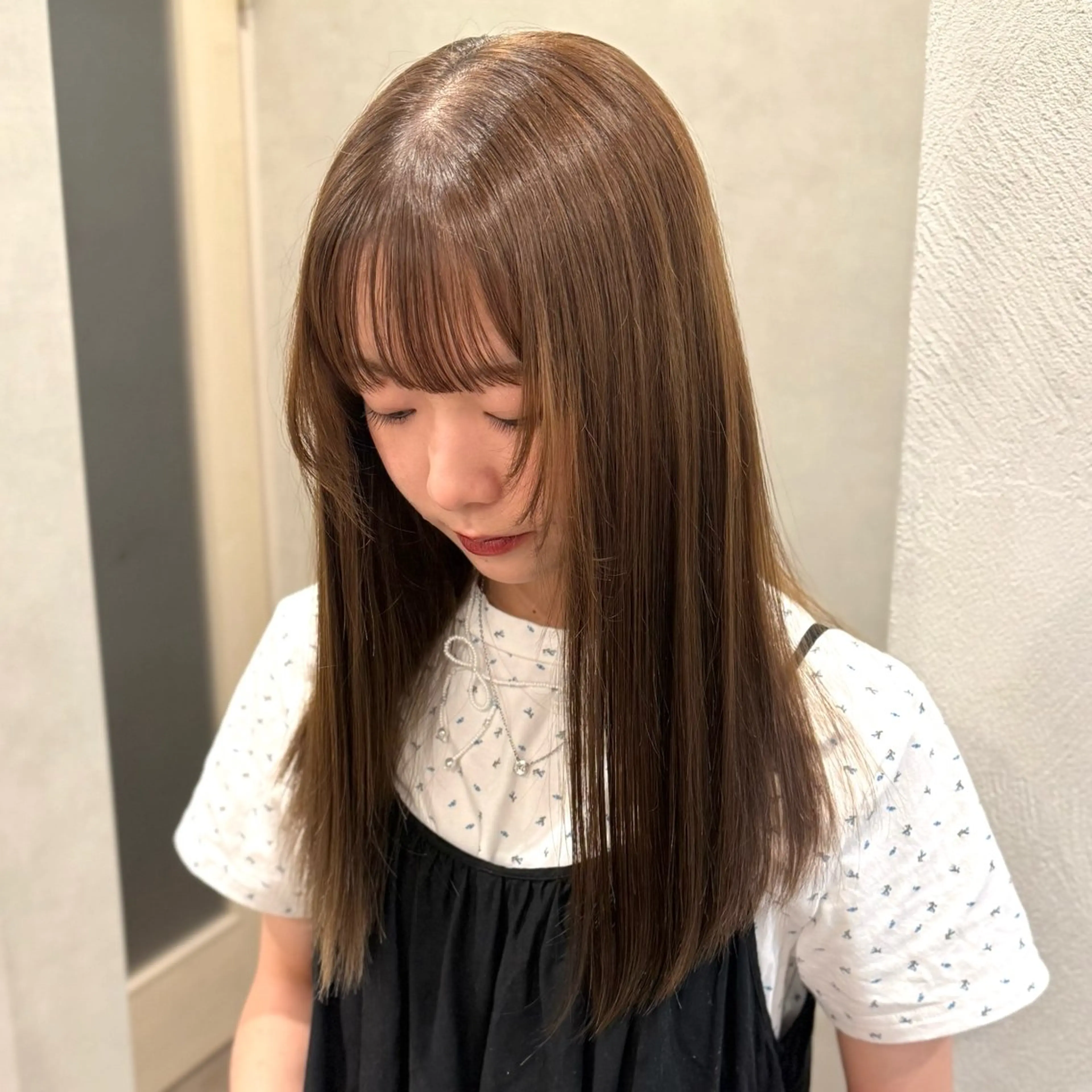 セミロング カラー ベージュカラー ブリーチ ブリーチなしカラー カット ヘアカラー Lita./ 大賀ひかり🧁🫧のヘアスタイル