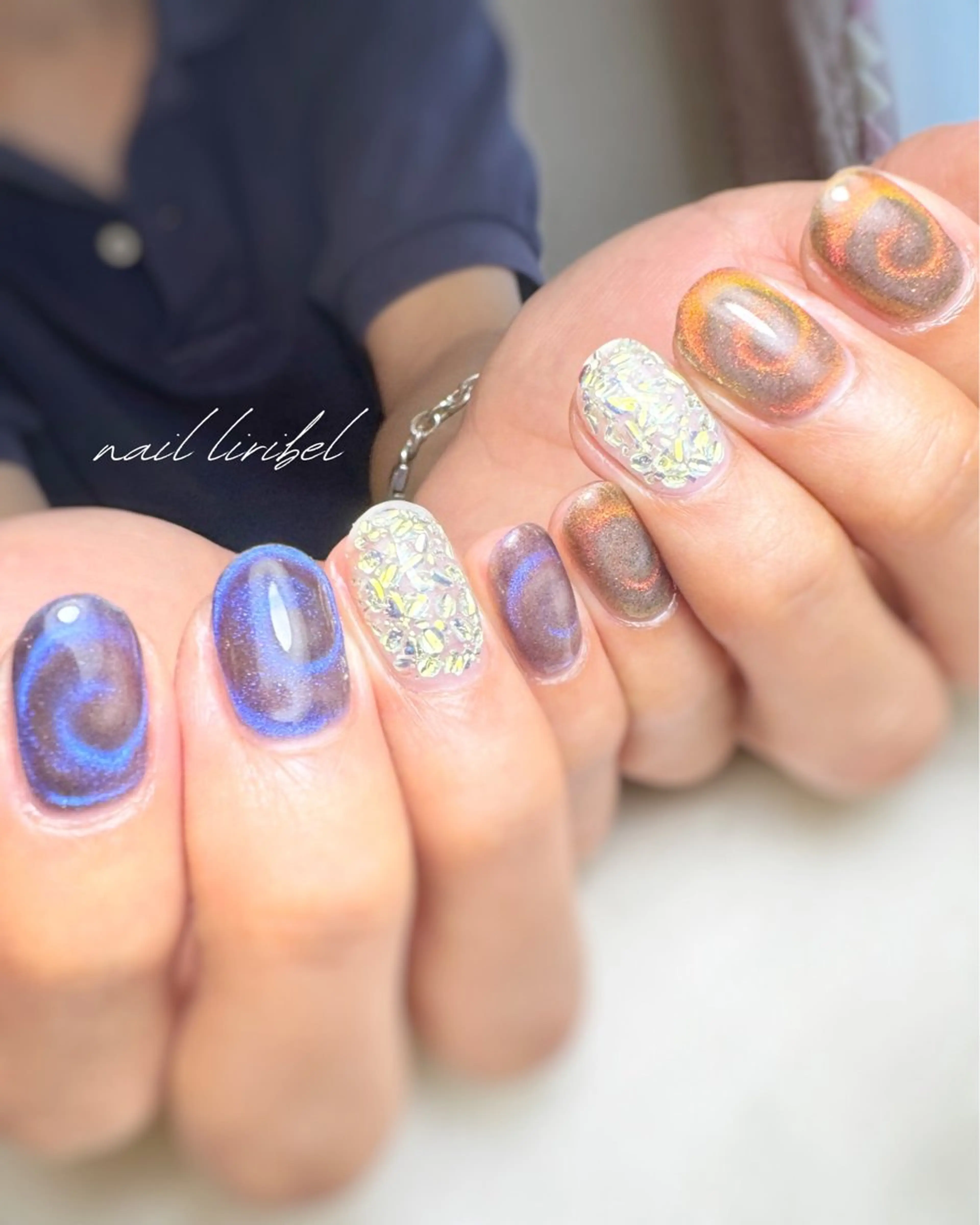 ネイル ホログラムネイル マグネットネイル 夏ネイル ハンドネイル Nail Liribelのネイルデザイン