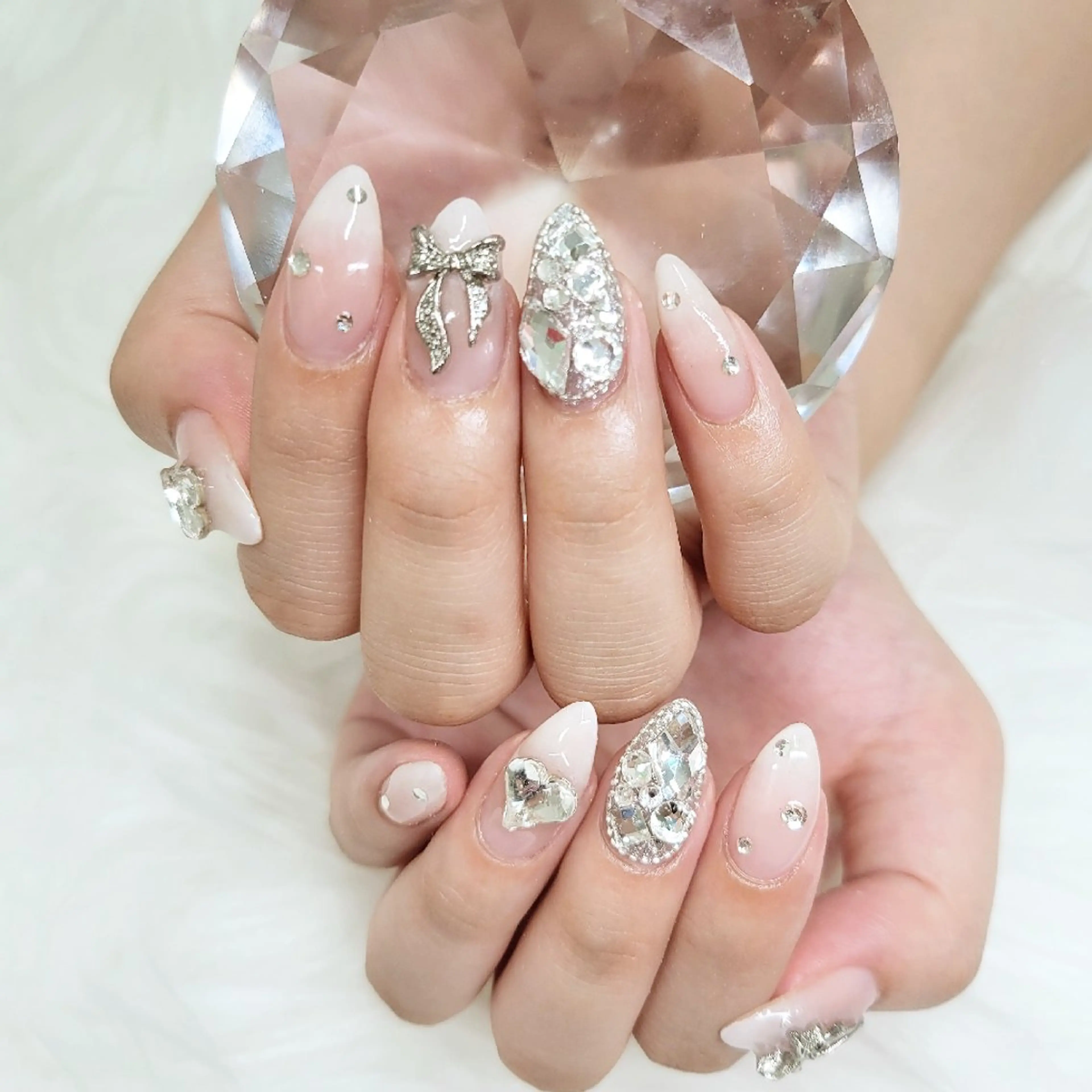 ネイル ハンドネイル 🌺chimu🌺 予約リクエスト可能☆のネイルデザイン