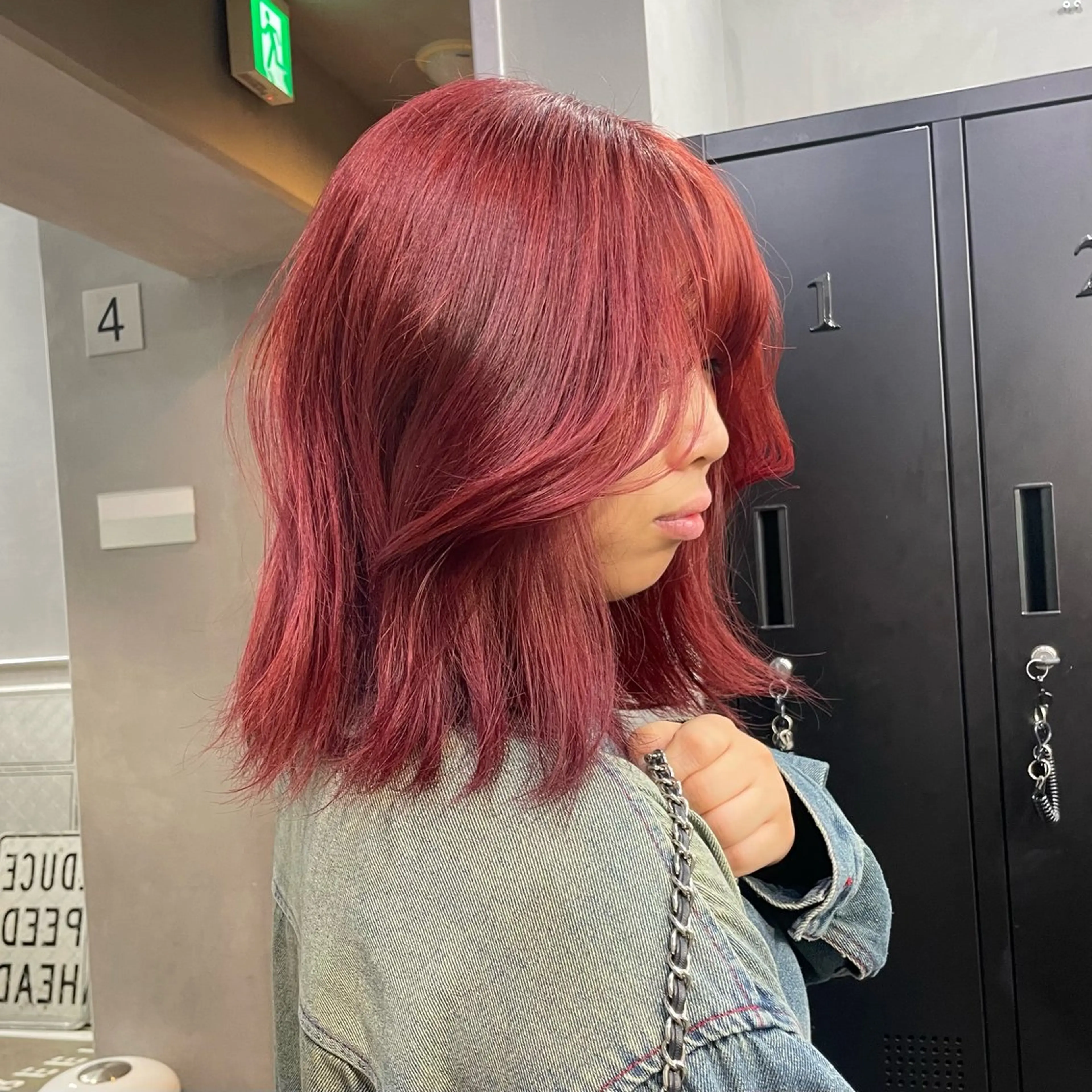 ミディアム カラー AIRI /XENA渋谷本店のヘアスタイル