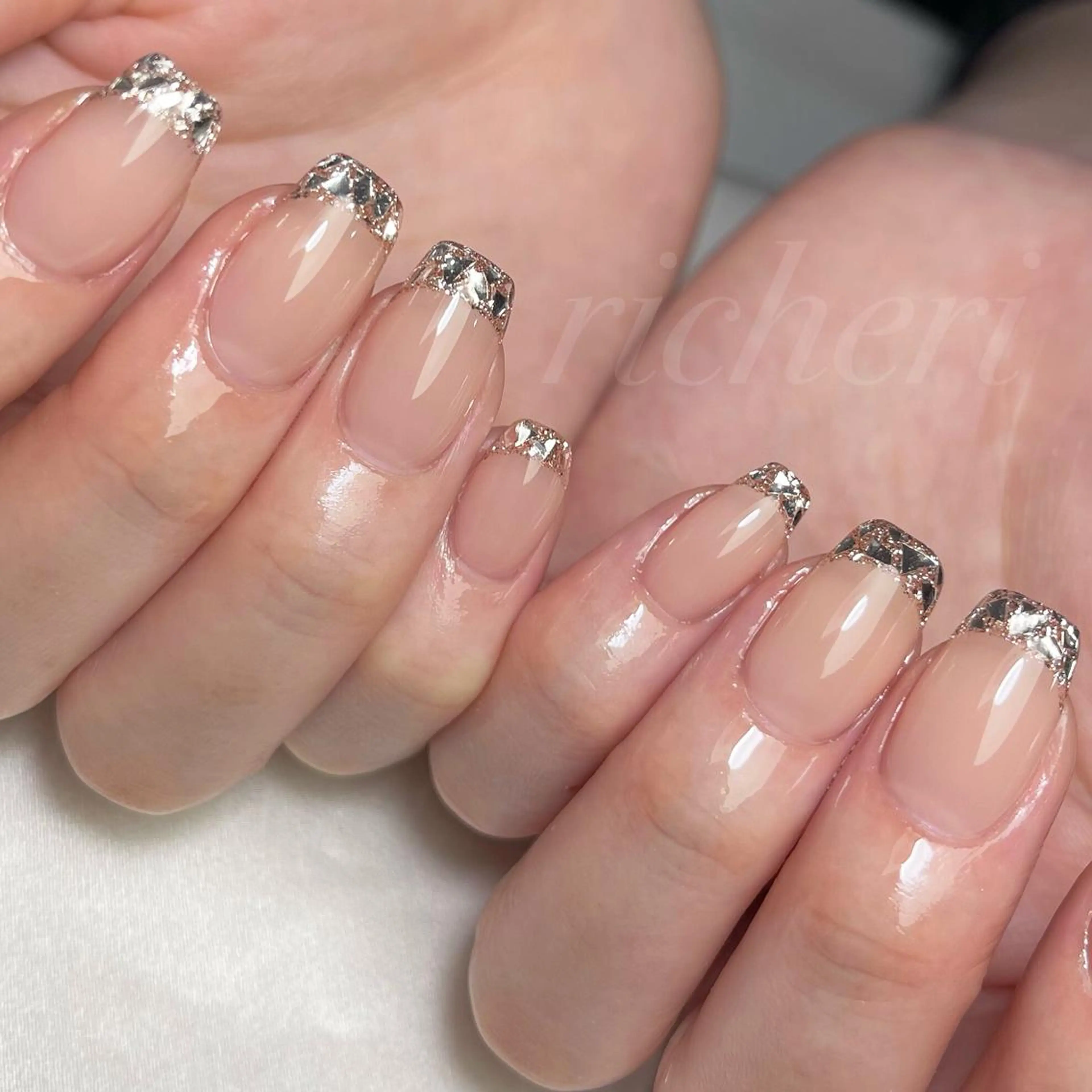 ミディアム ネイル ハンドネイル richeri beautyのエステ・リラクイメージ