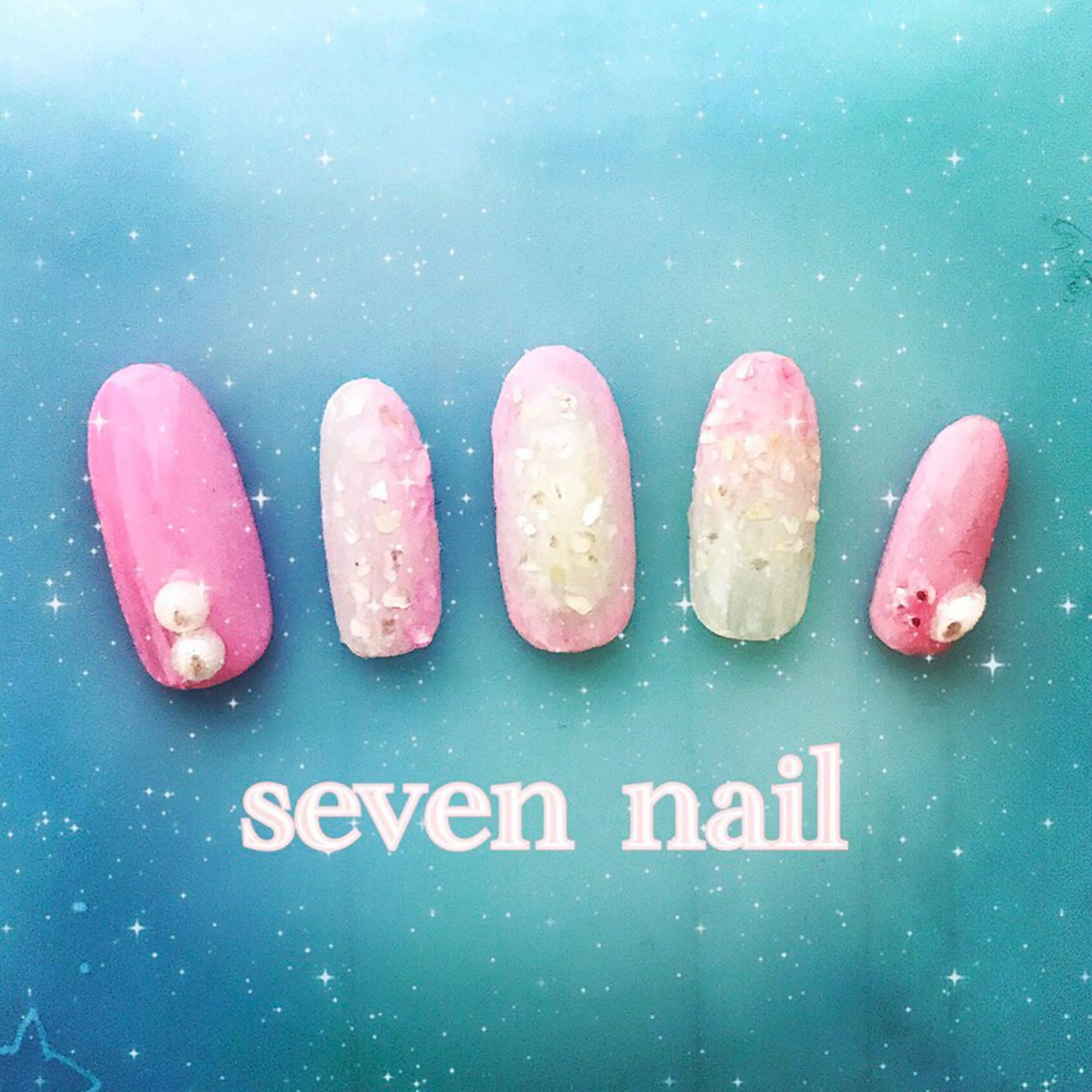 ネイル グラデーション ピンク 名倉 なな子のネイルデザイン