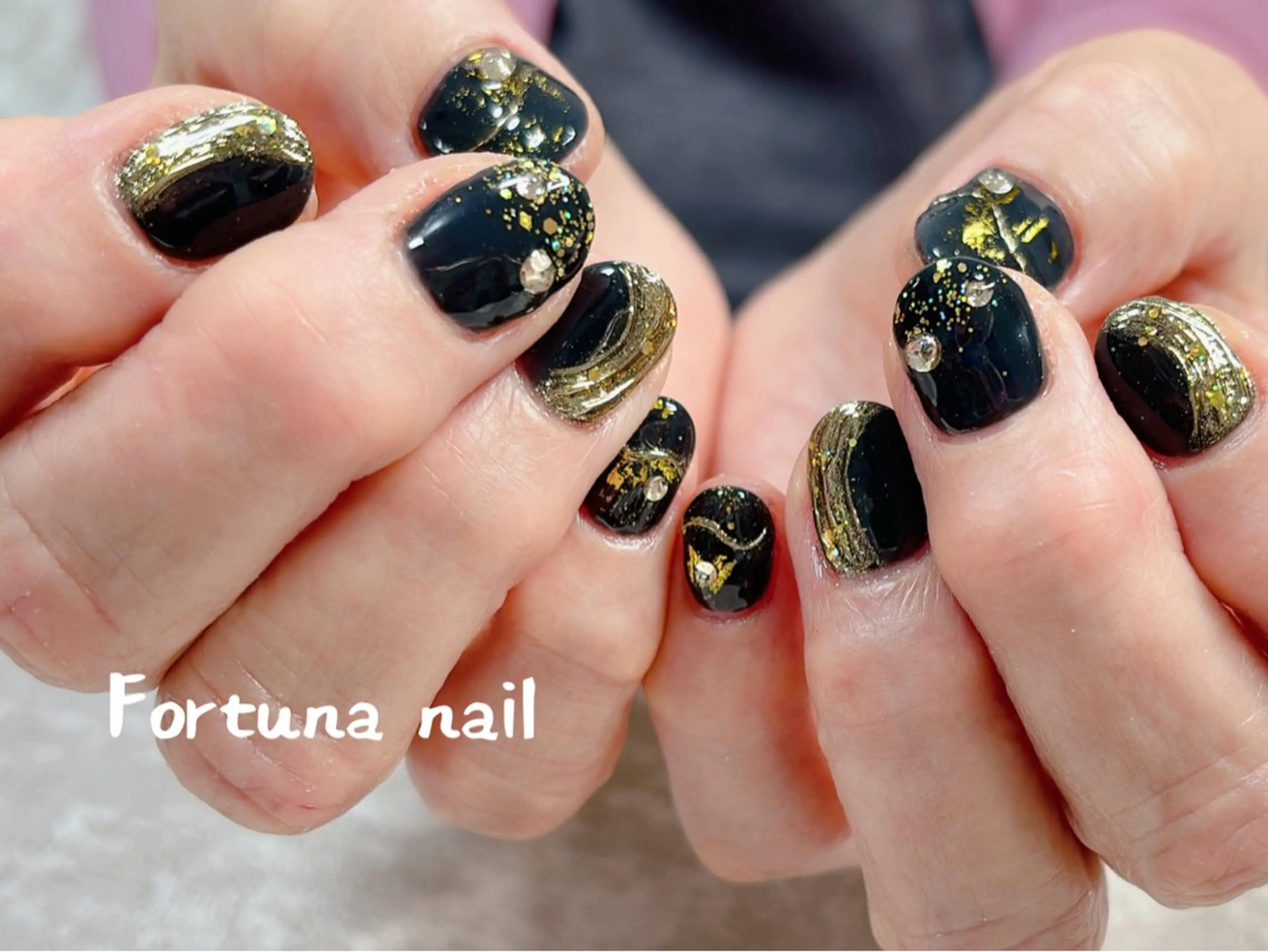 ネイル ハンドネイル Nail •Head スパFortunaのネイルデザイン