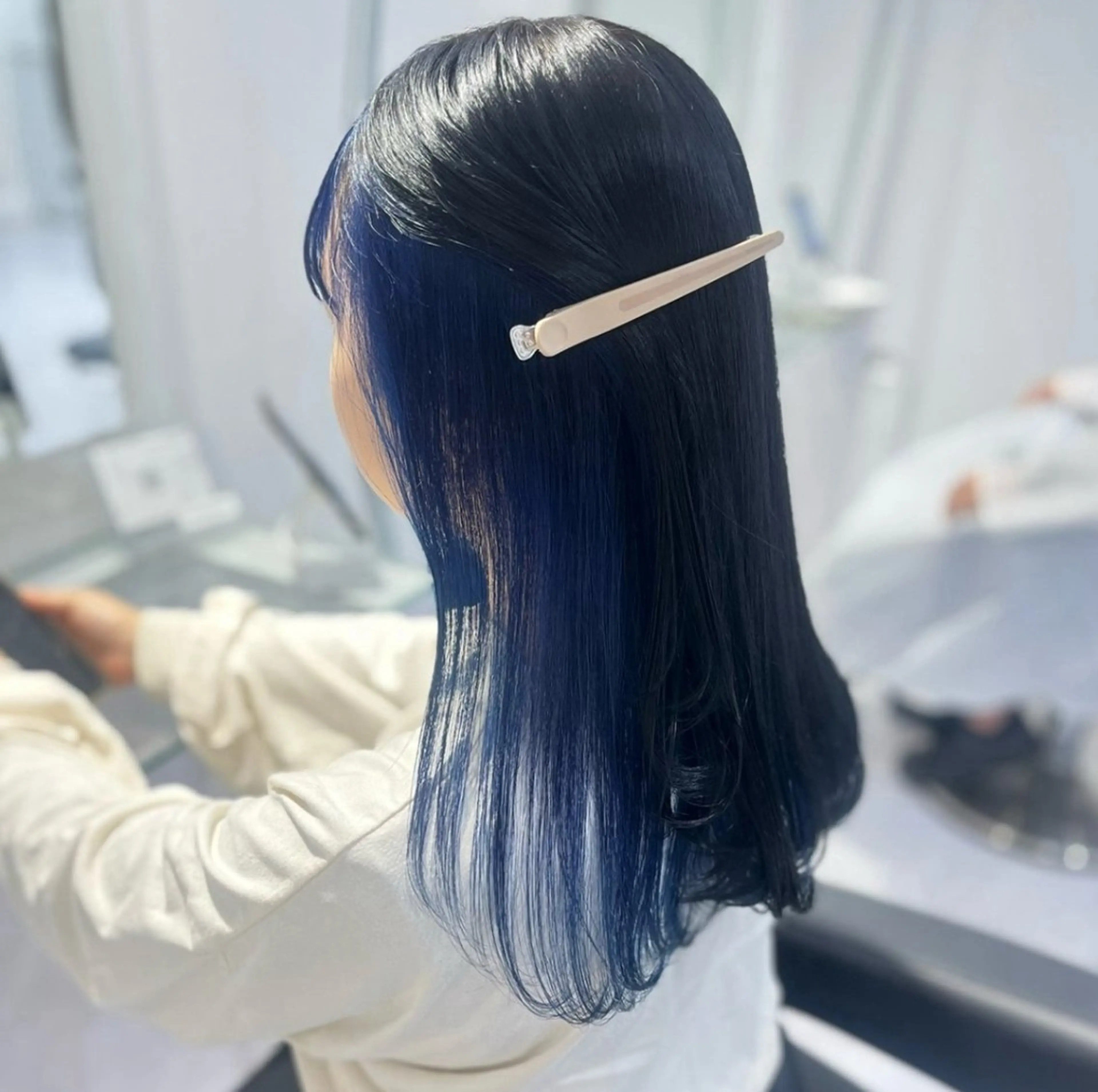 ロング カラー 🫧うる艶トレンド 🫧透明感カラーのヘアスタイル