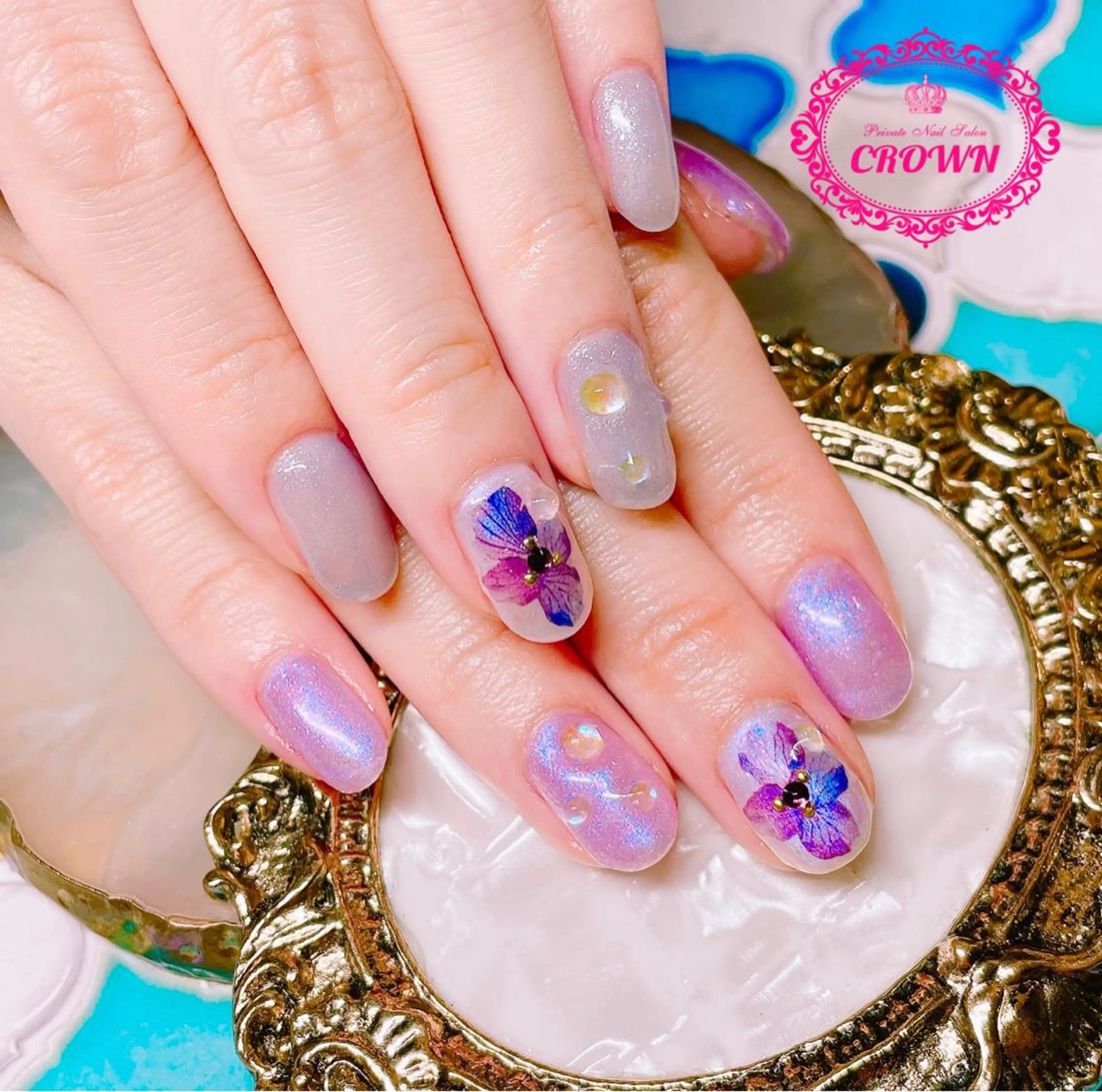 ネイル CROWN プライベートサロンのネイルデザイン