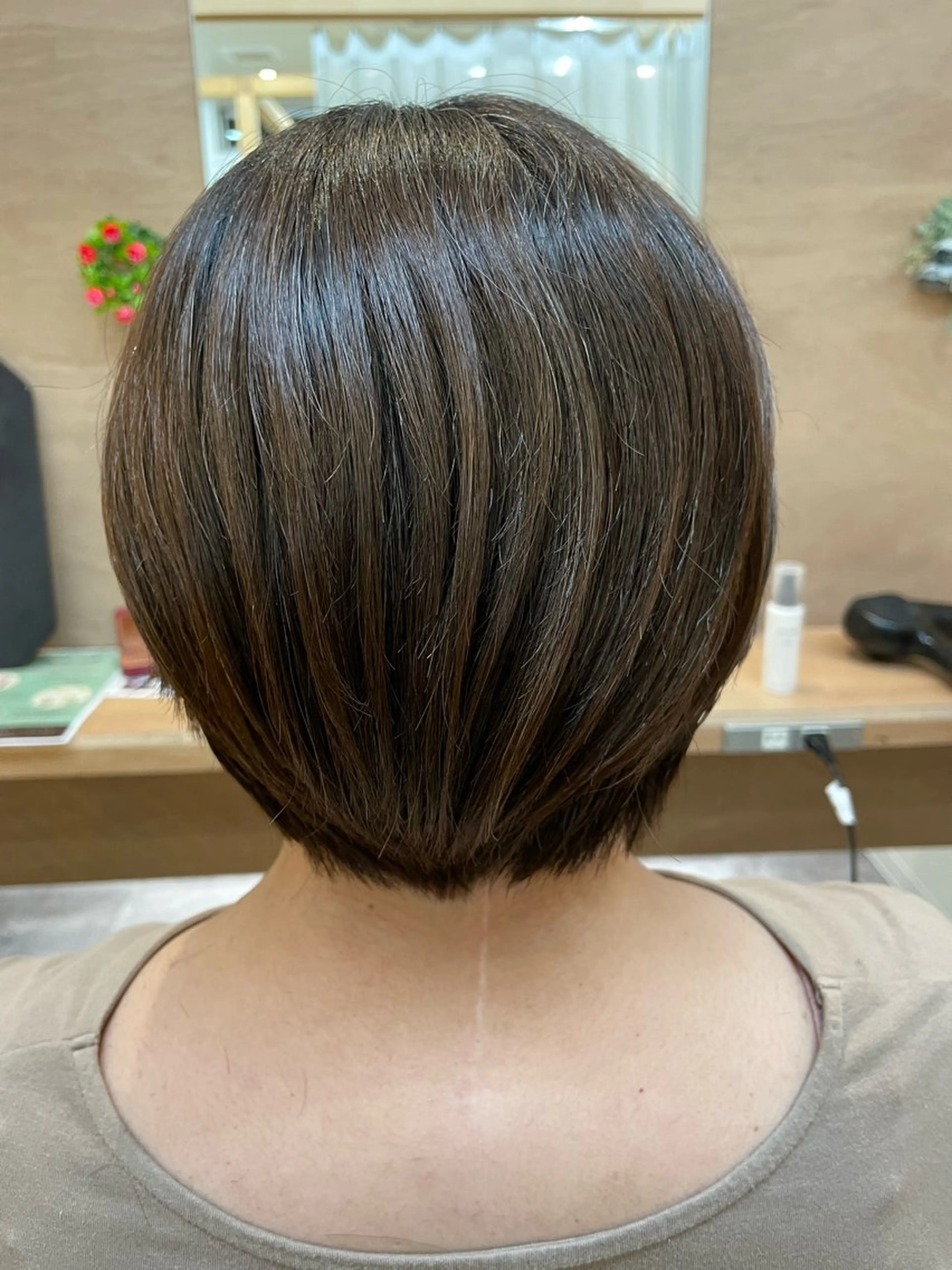 ショート 岸田 怜奈のヘアスタイル